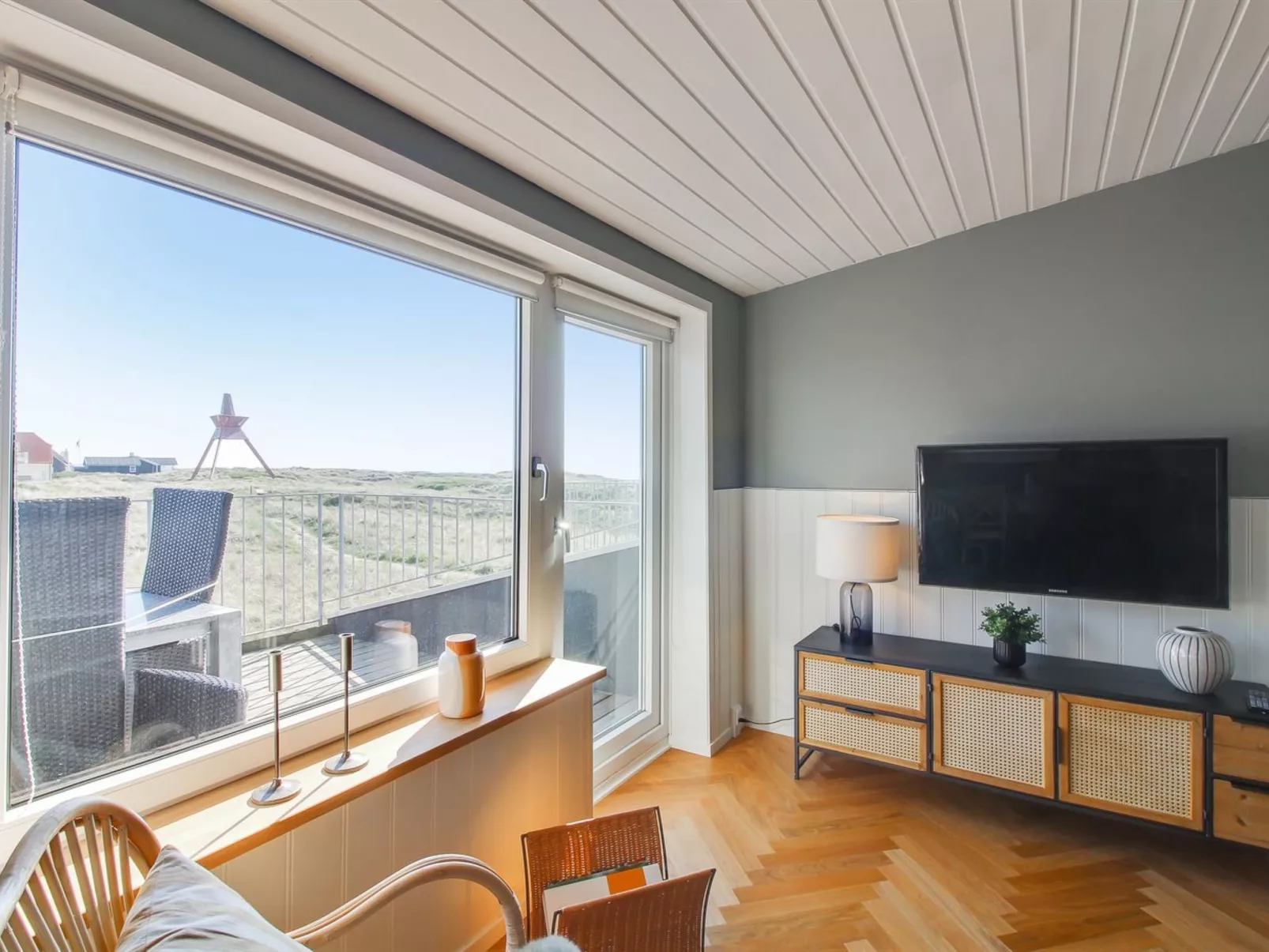 "Meglena" - 50m from the sea-Buiten