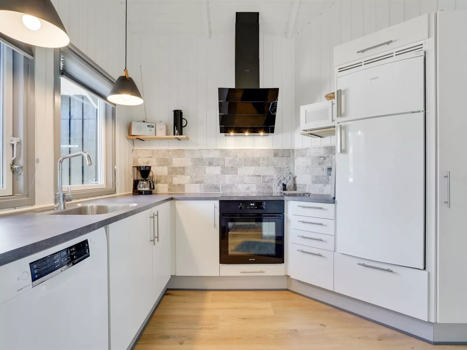 "Gram" - 450m from the sea-Binnen