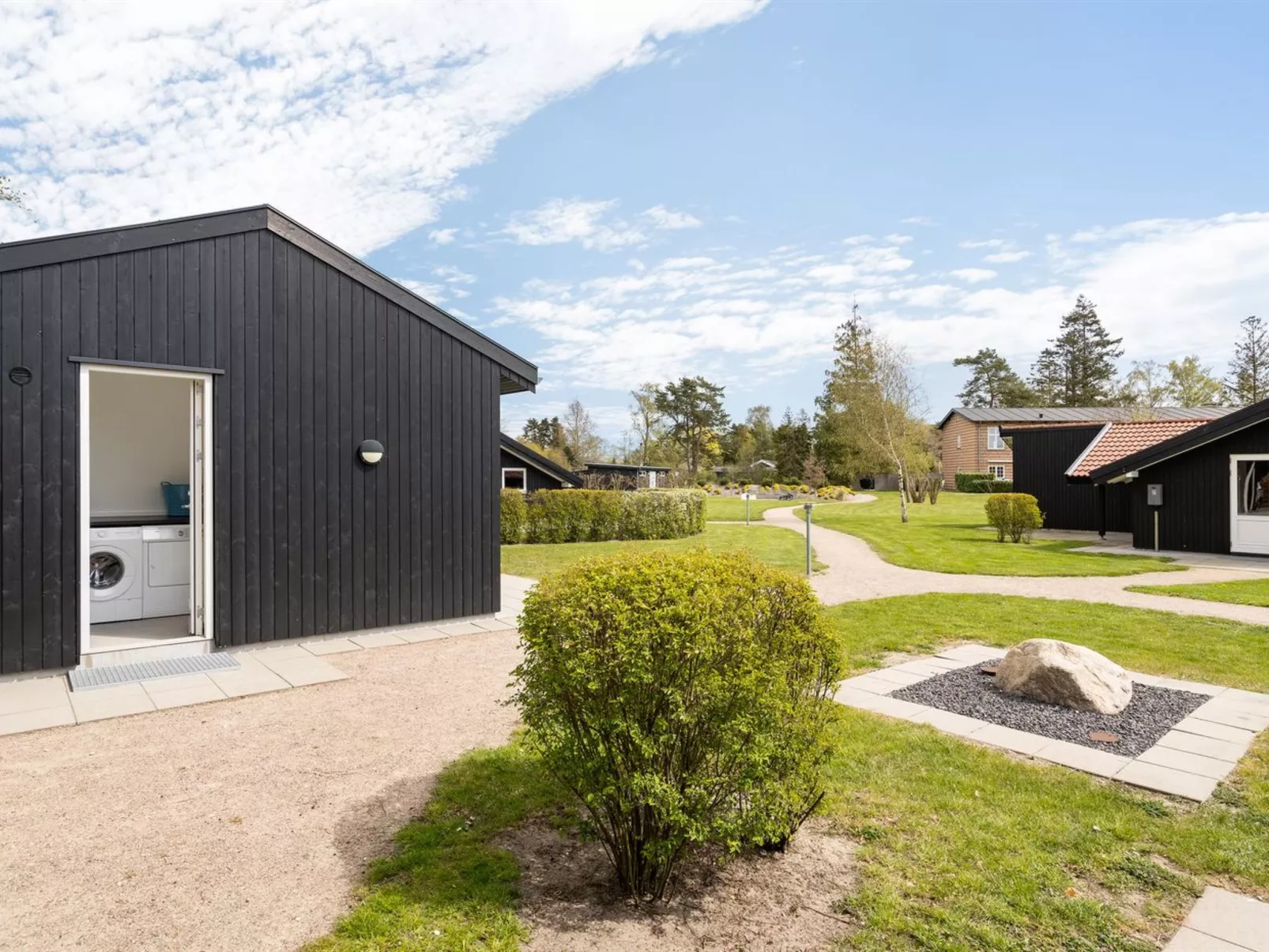 "Nafni" - 200m from the sea-Binnen