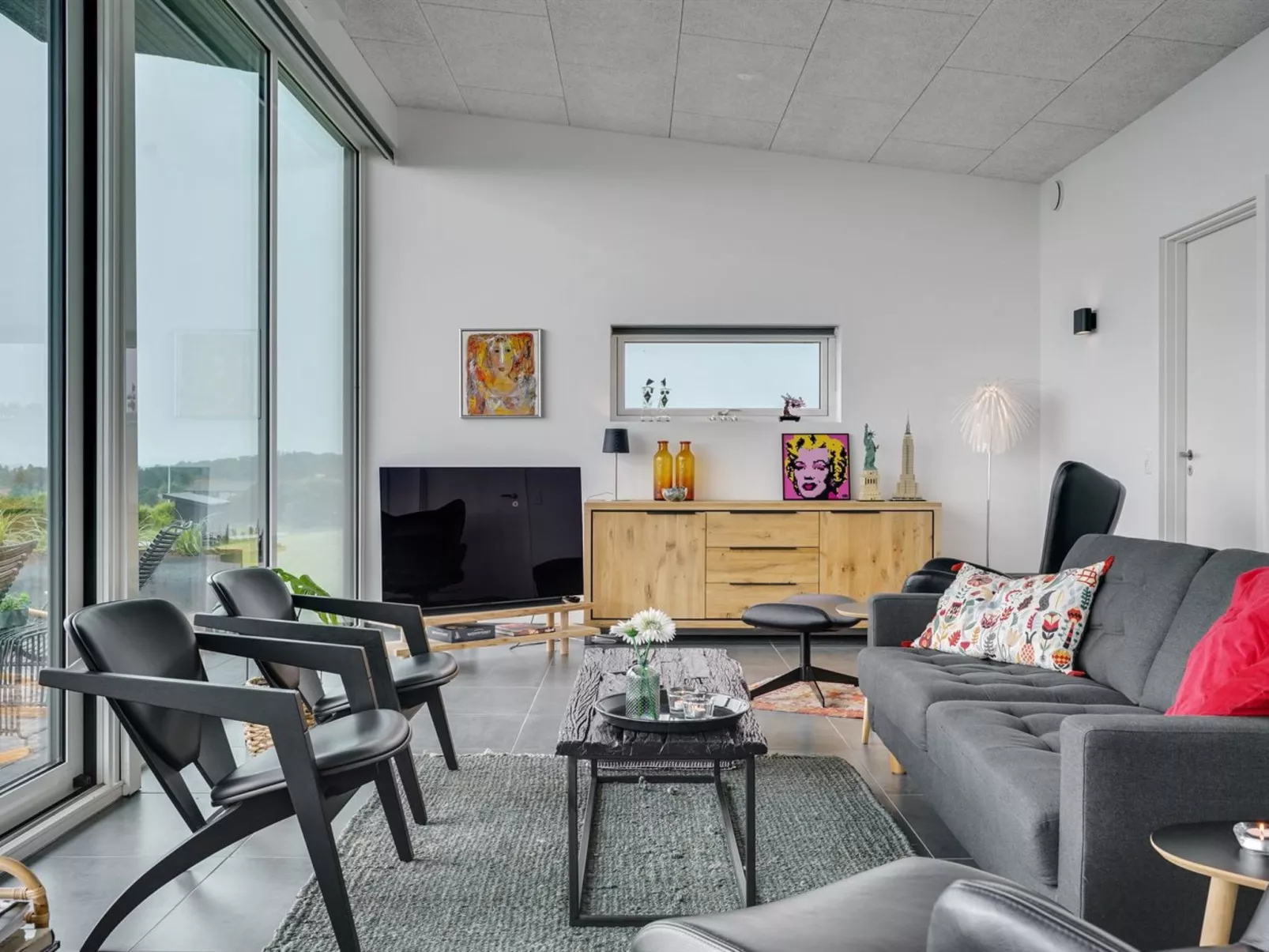 "Alyna" - 200m from the sea-Binnen