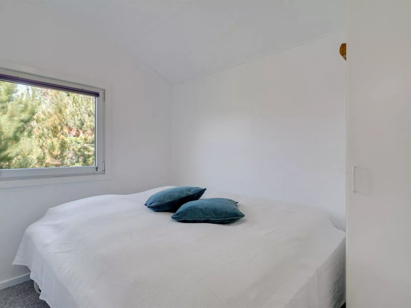 "Kanerva" - 350m from the sea-Binnen