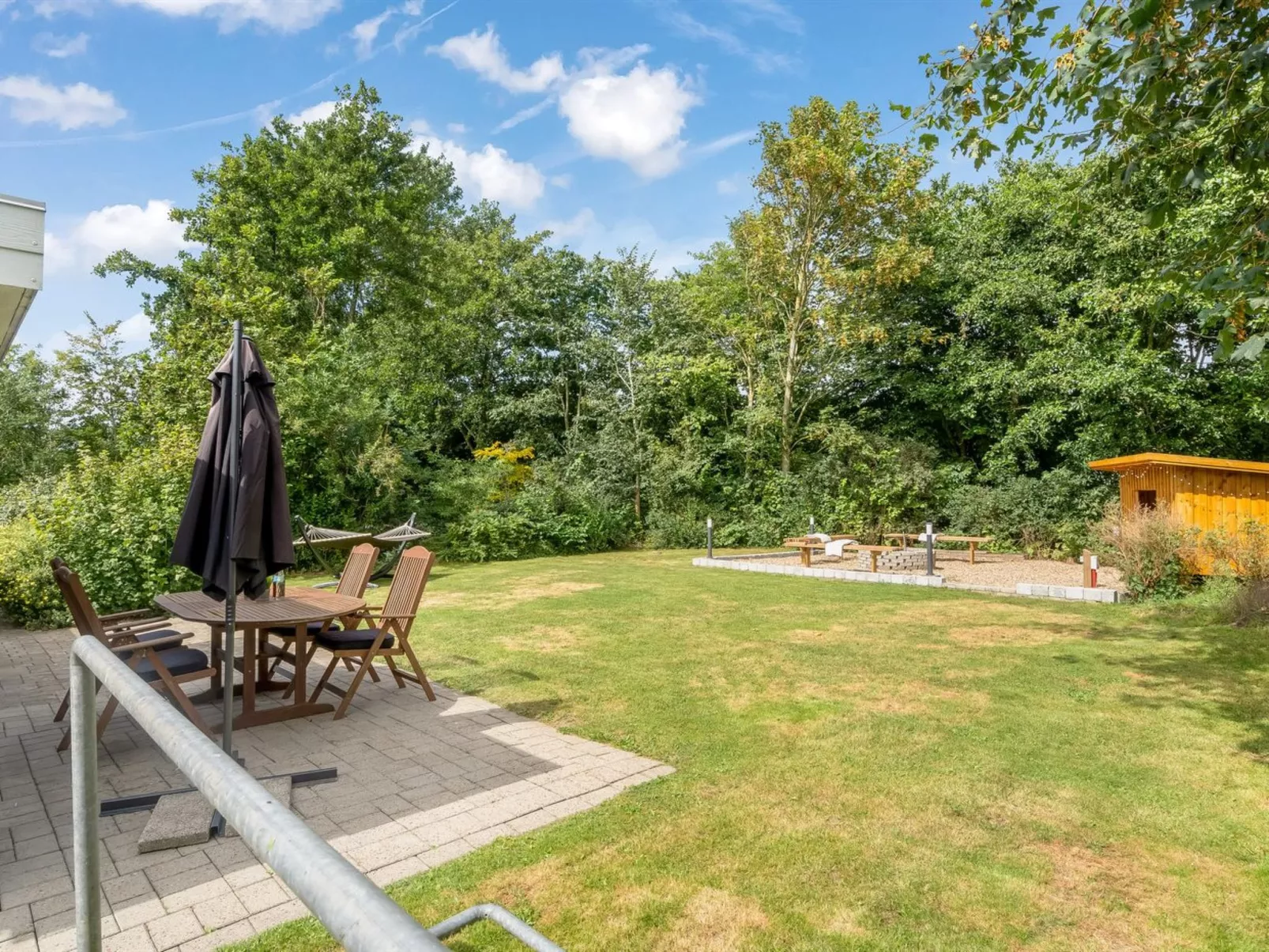 "Gudfast" - 300m to the fjord-Buiten