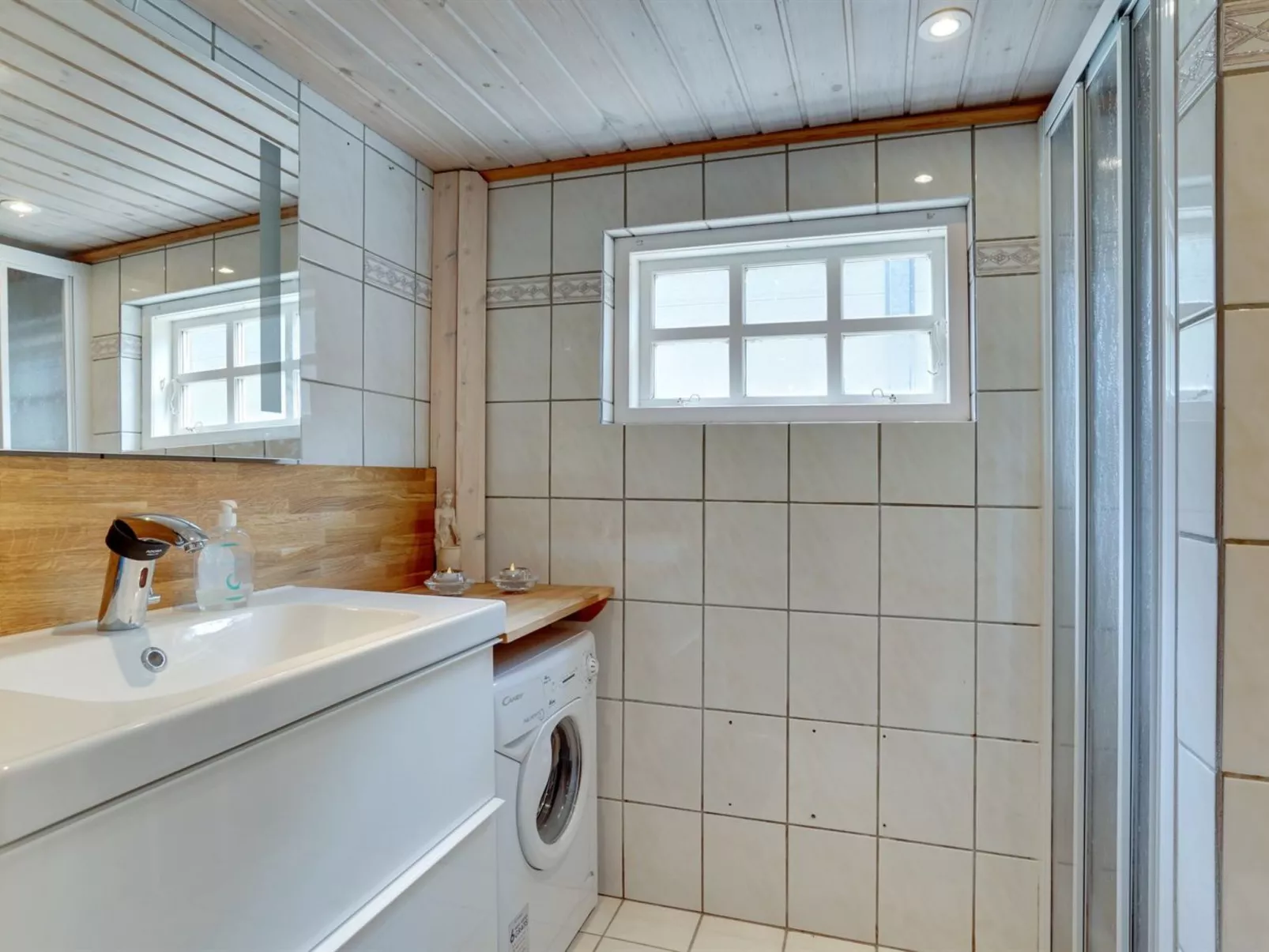 "Nera" - 10m from the sea-Binnen