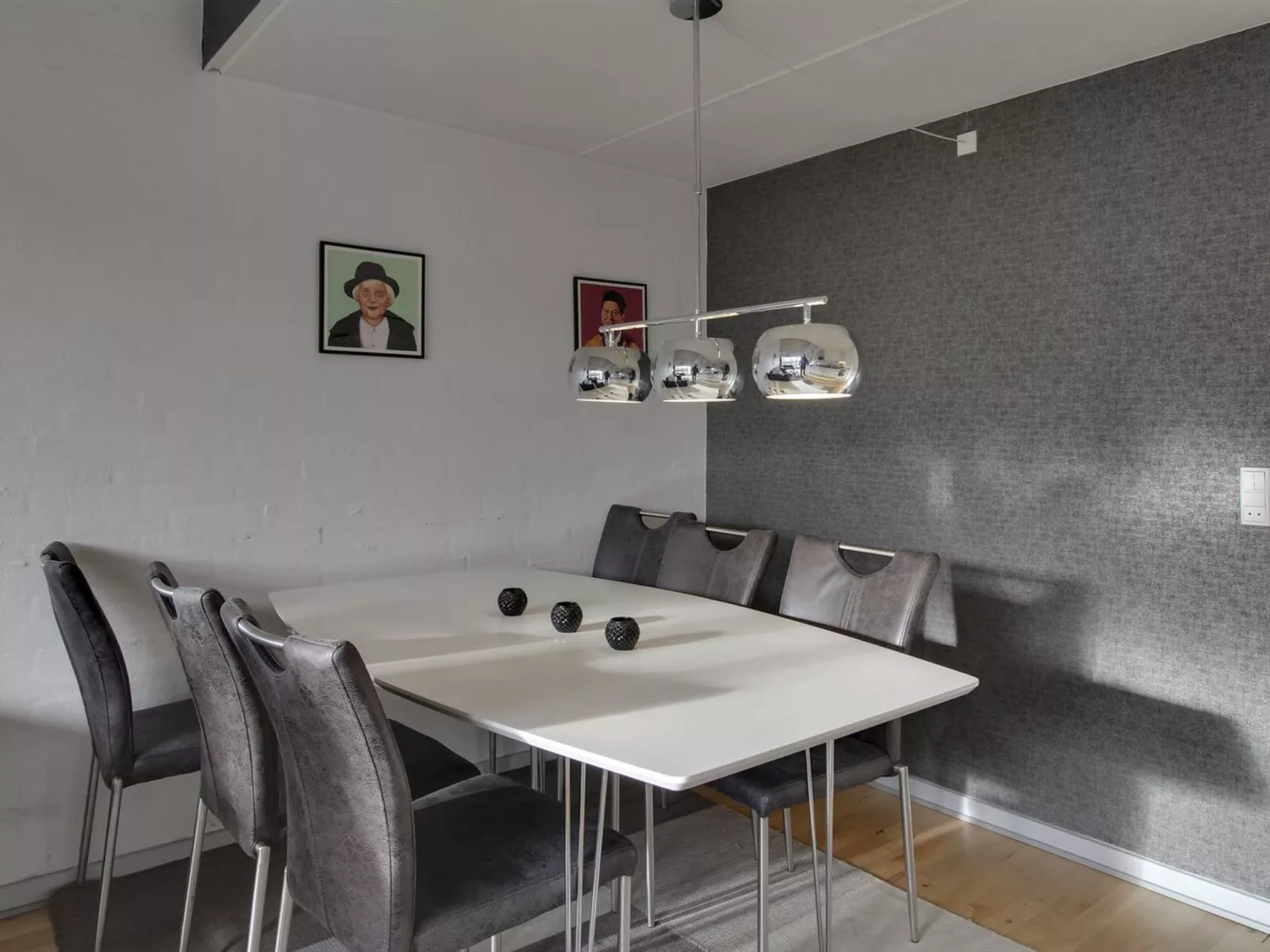 "Soufiane" - 100m from the sea-Binnen