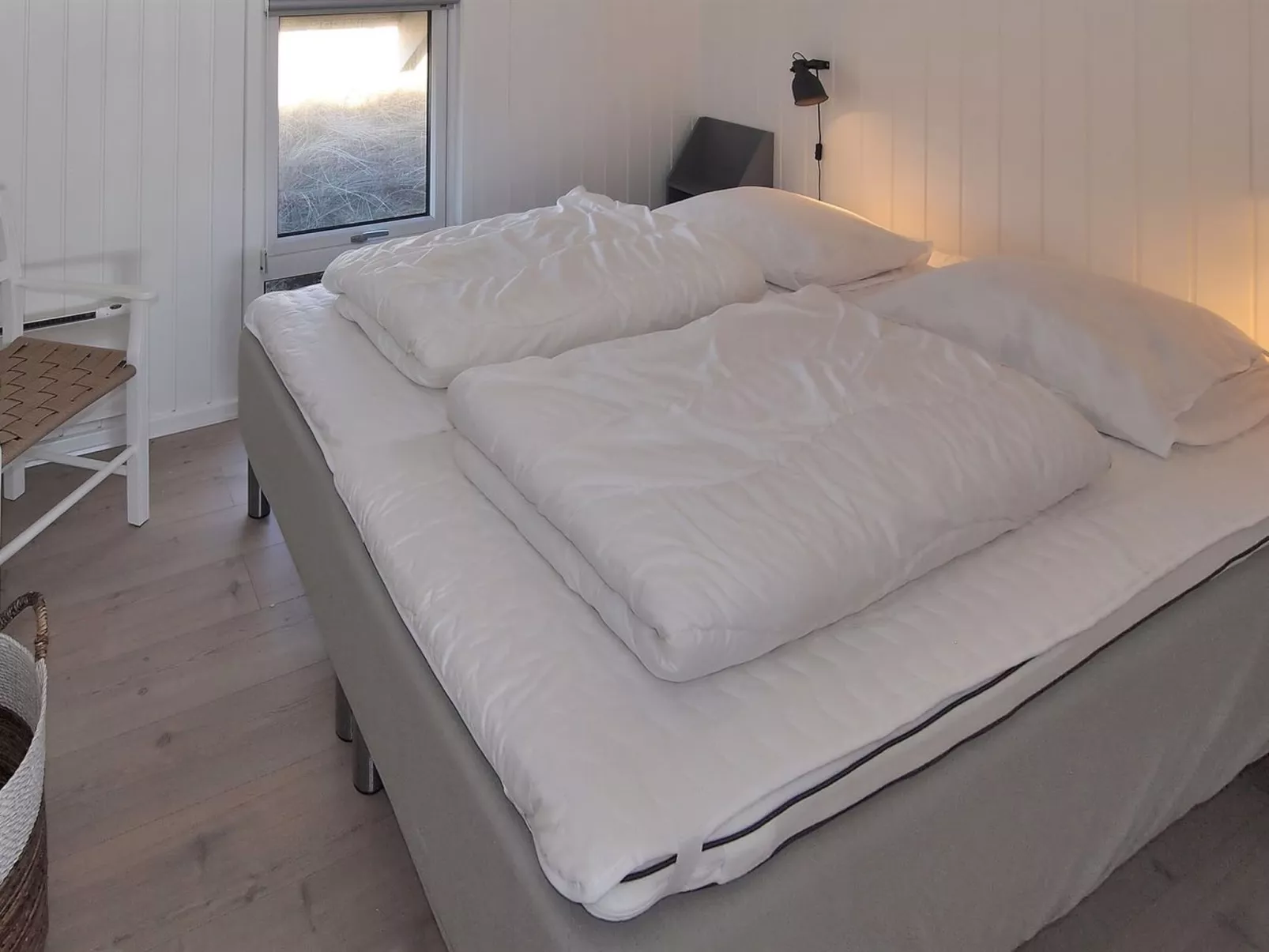 "Sightrygg" -  from the sea-Binnen