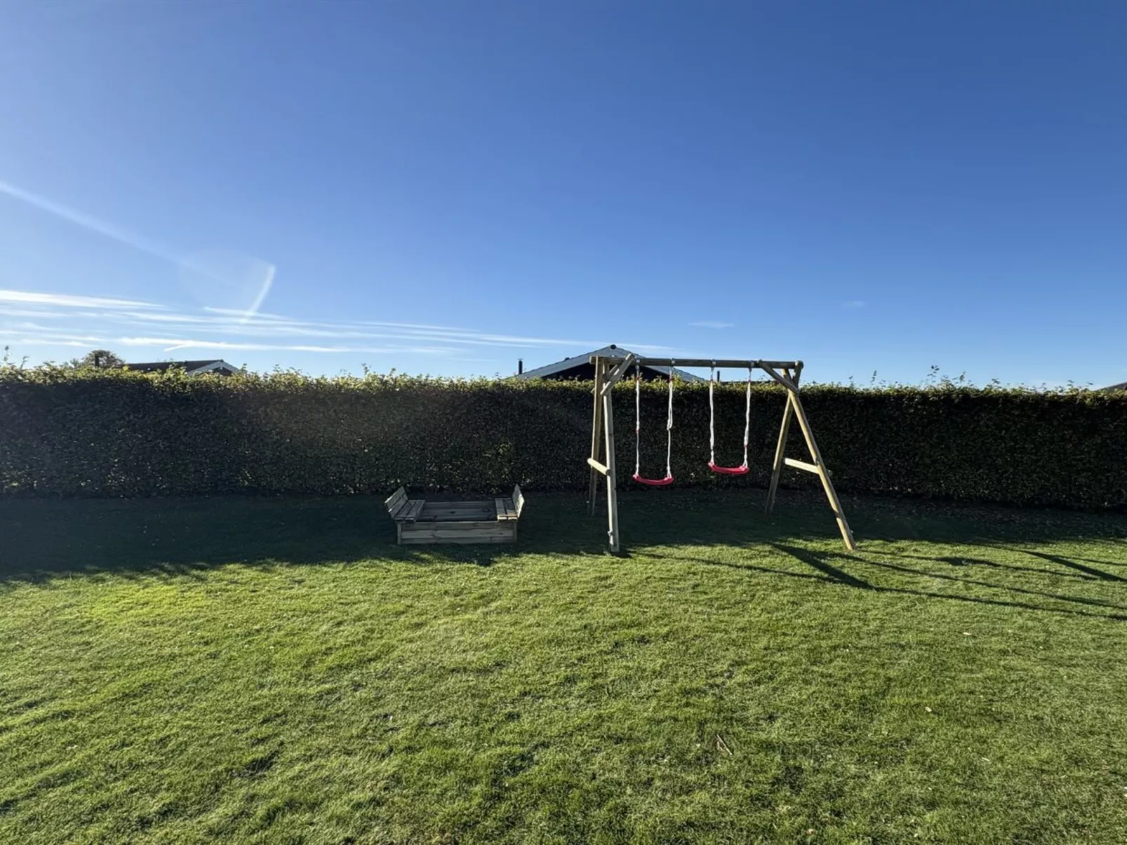 "Arnod" - 400m from the sea-Buiten