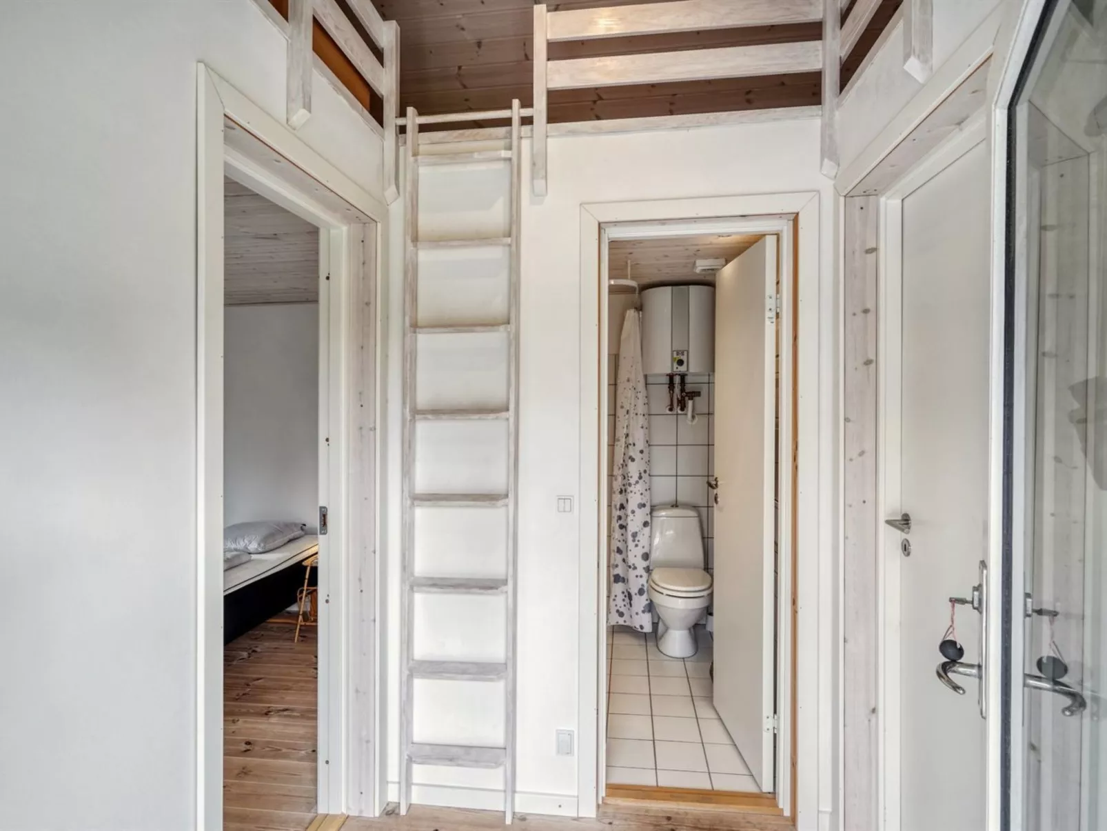 "Thorgisl" - 1.4km from the sea-Binnen