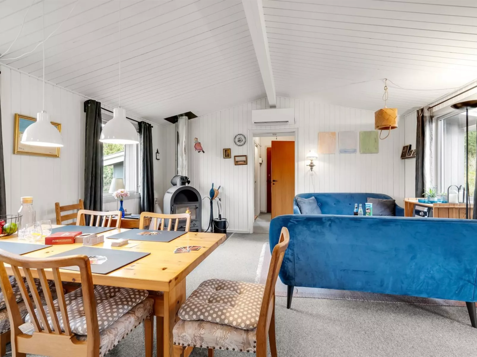 "Gundina" - 2km from the sea-Binnen