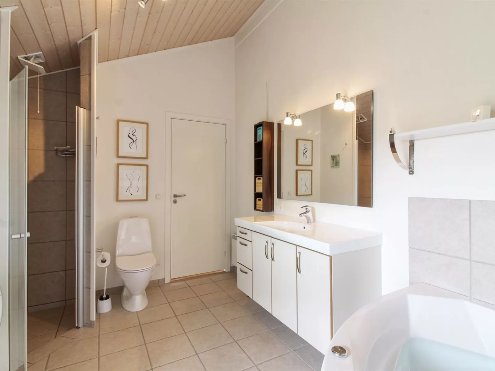 "Bengt" - 1km from the sea-Binnen