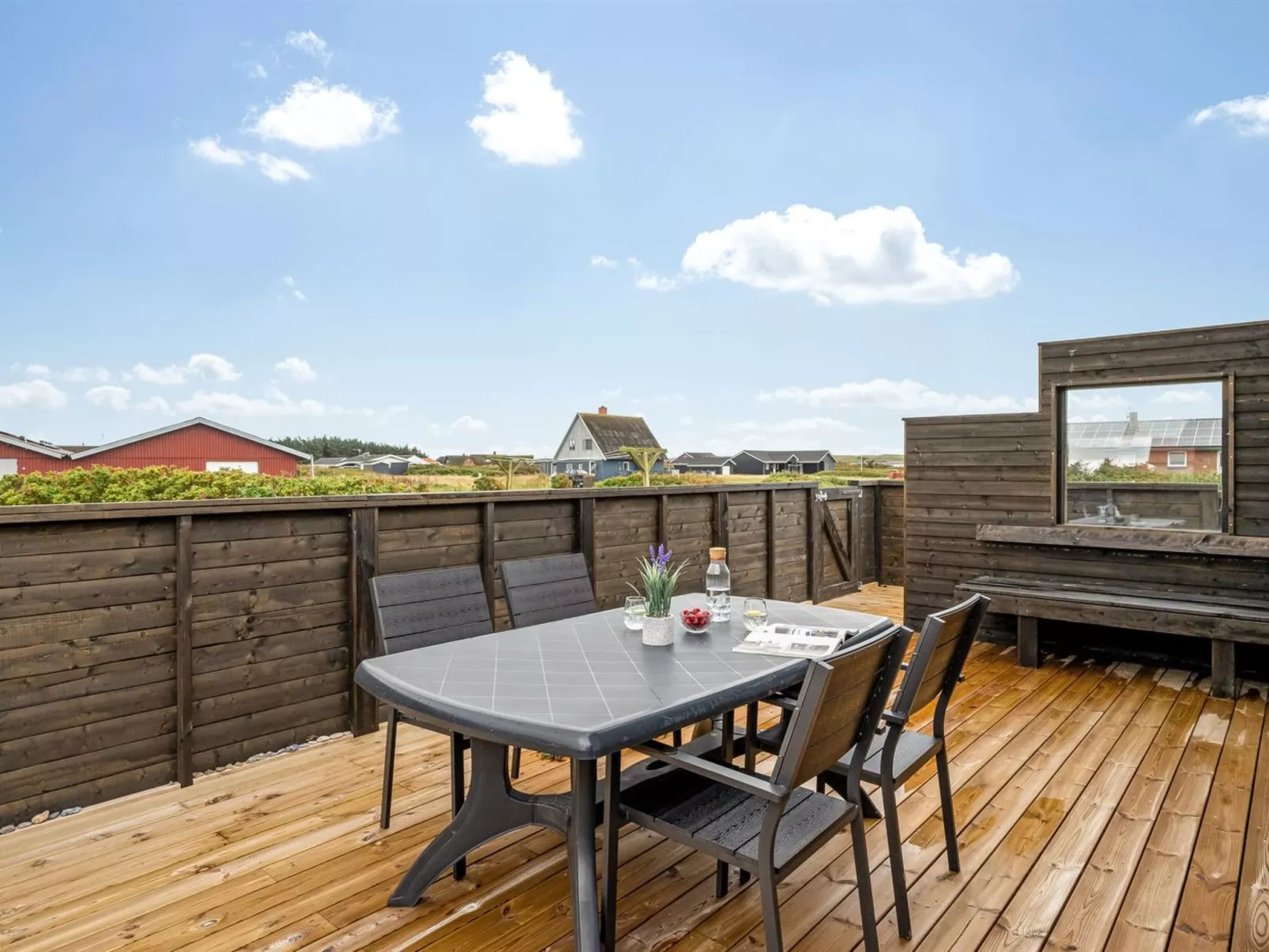 "Viveka" - 500m from the sea-Buiten