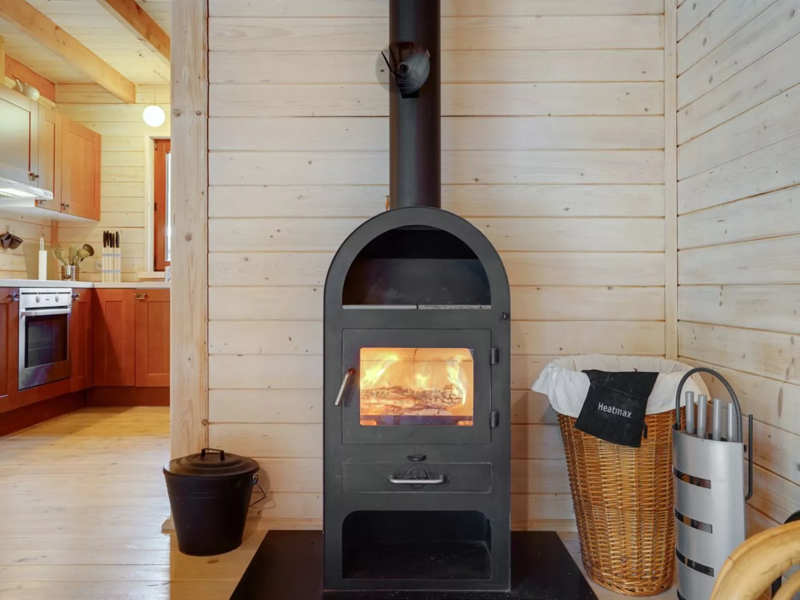 "Bette" - 8km from the sea-Binnen