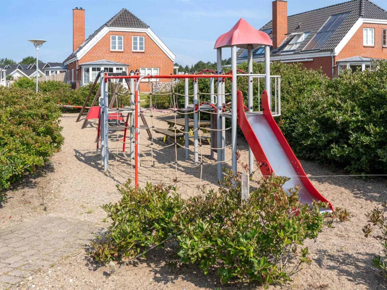 "Langsom" - 100m from the sea-Buiten