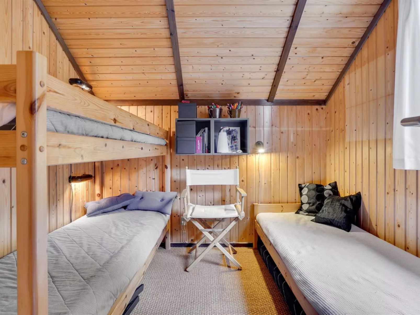 "Ija" - 200m from the sea-Binnen