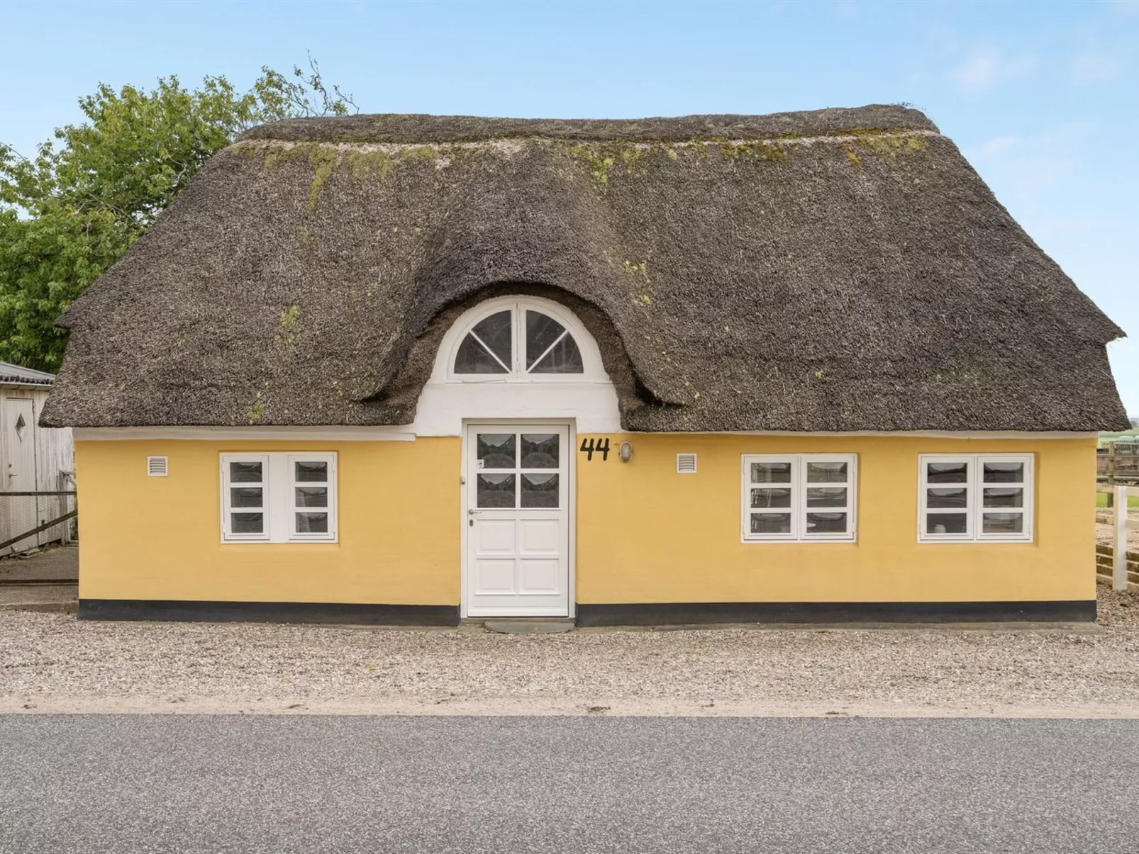 "Miko" - 19km from the sea-Buiten