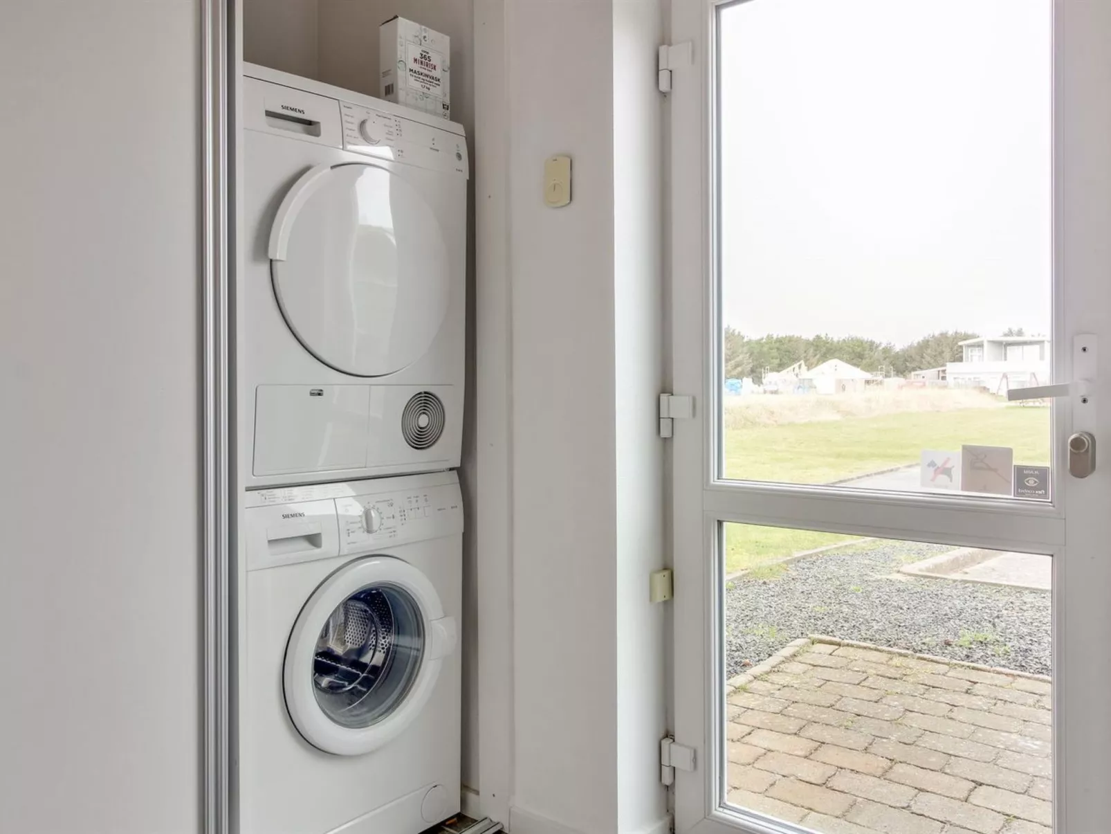 "Ingolf" - 750m from the sea-Binnen