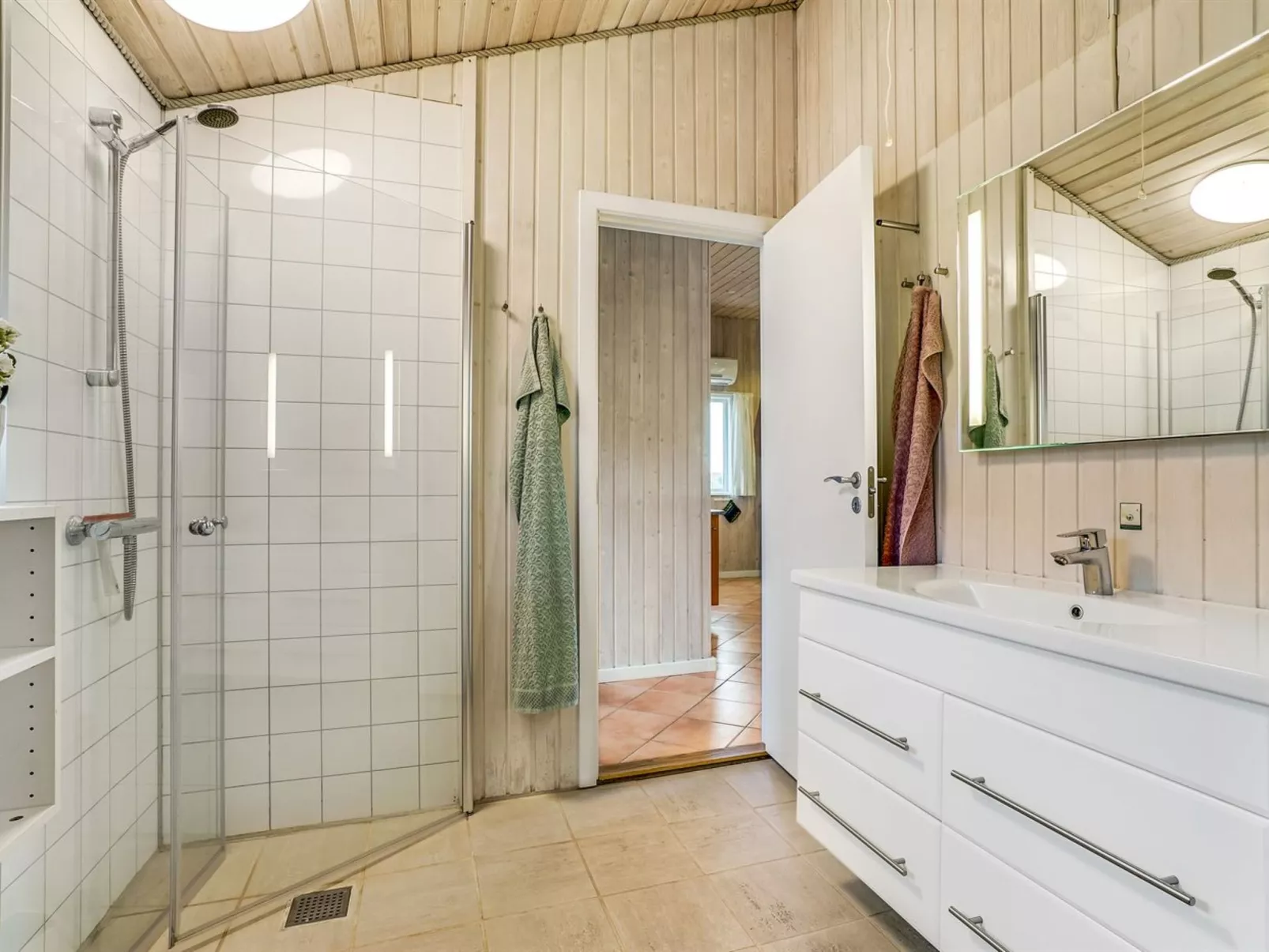 "Marne" - 500m from the sea-Binnen