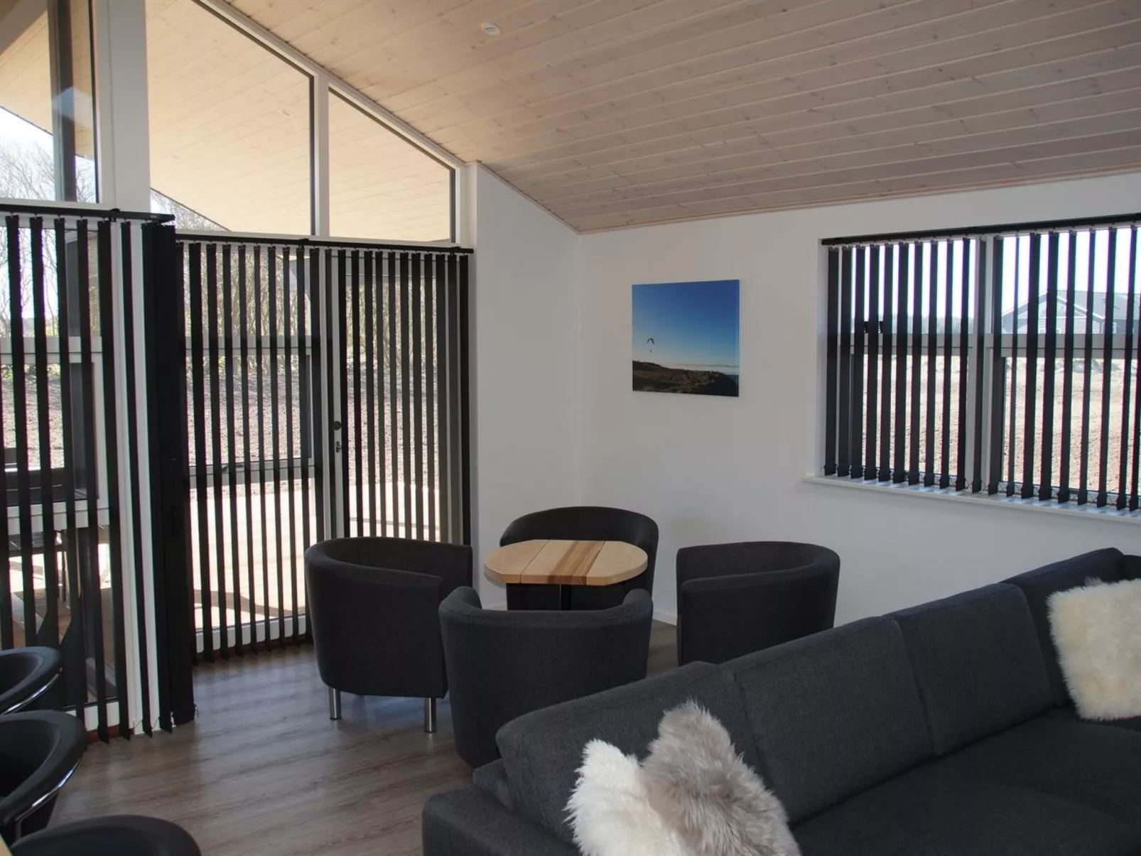 "Amitola" - 700m from the sea-Binnen