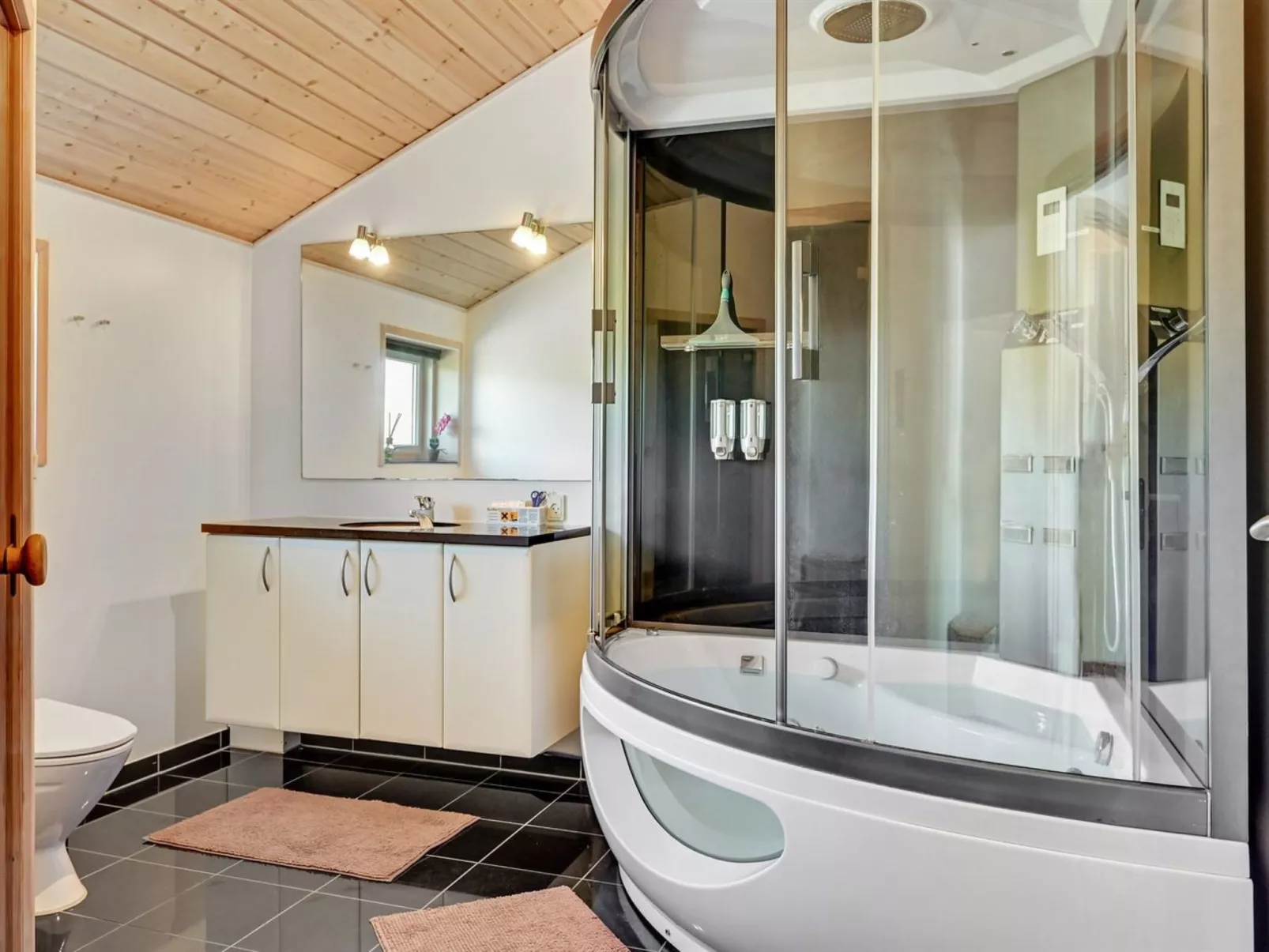 "Guthmar" - 350m to the fjord-Binnen