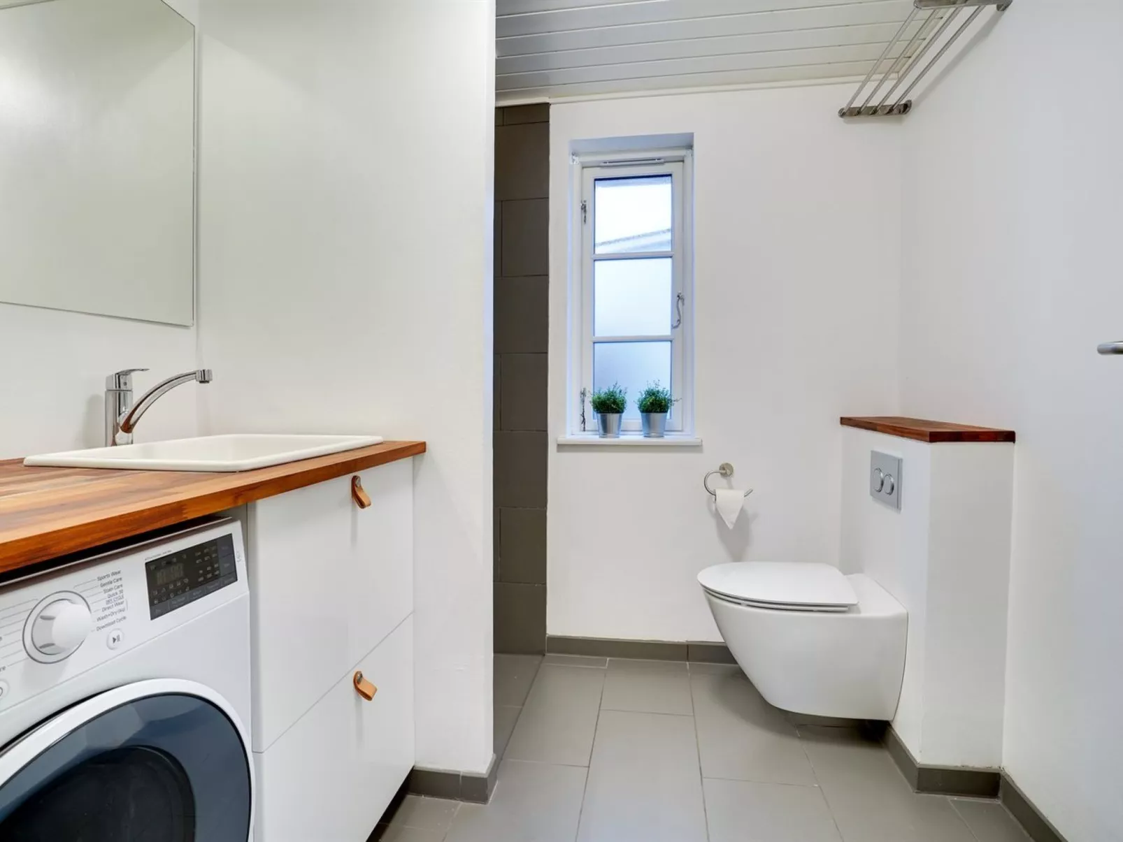 "Sofine" - 250m from the sea-Binnen