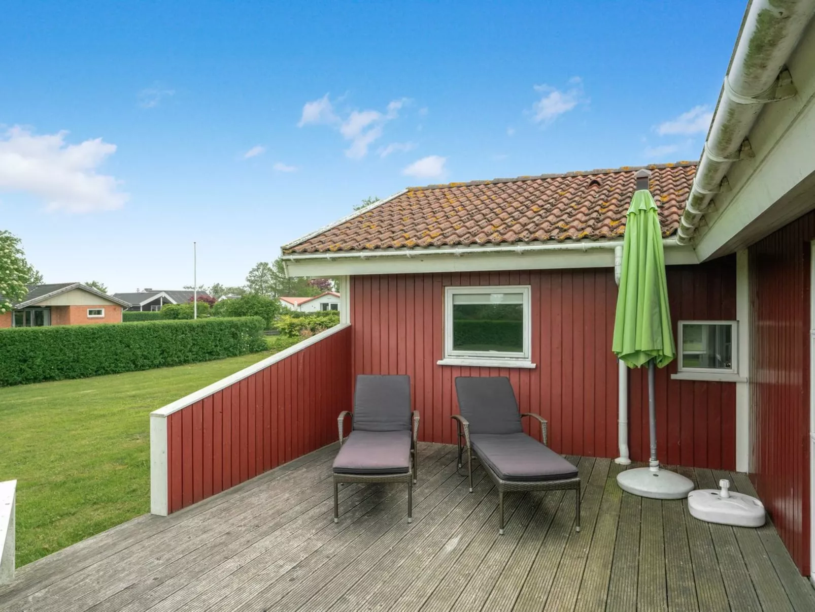 "Folke" - 250m from the sea-Buiten