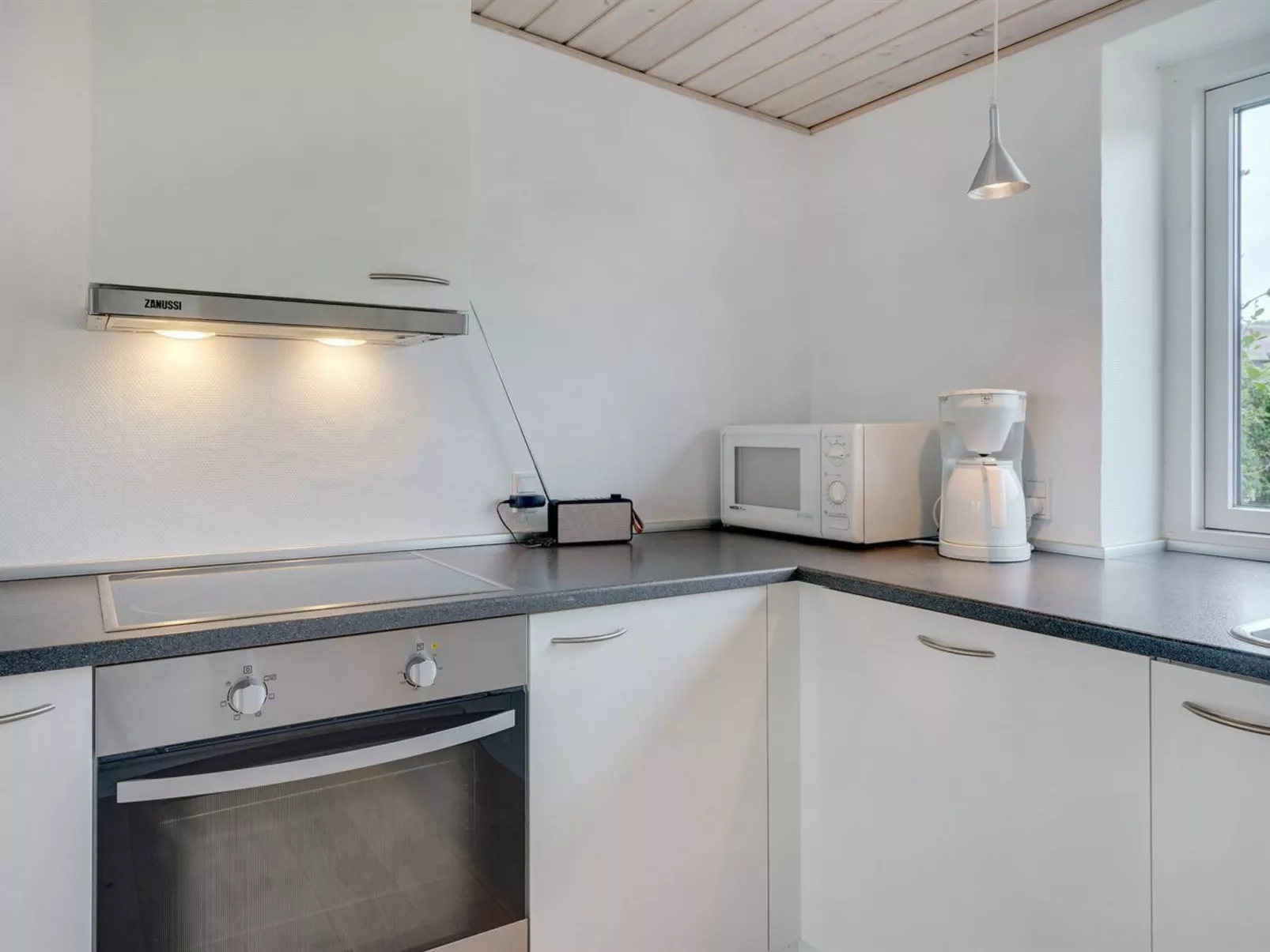 "Albricus" - 250m from the sea-Binnen