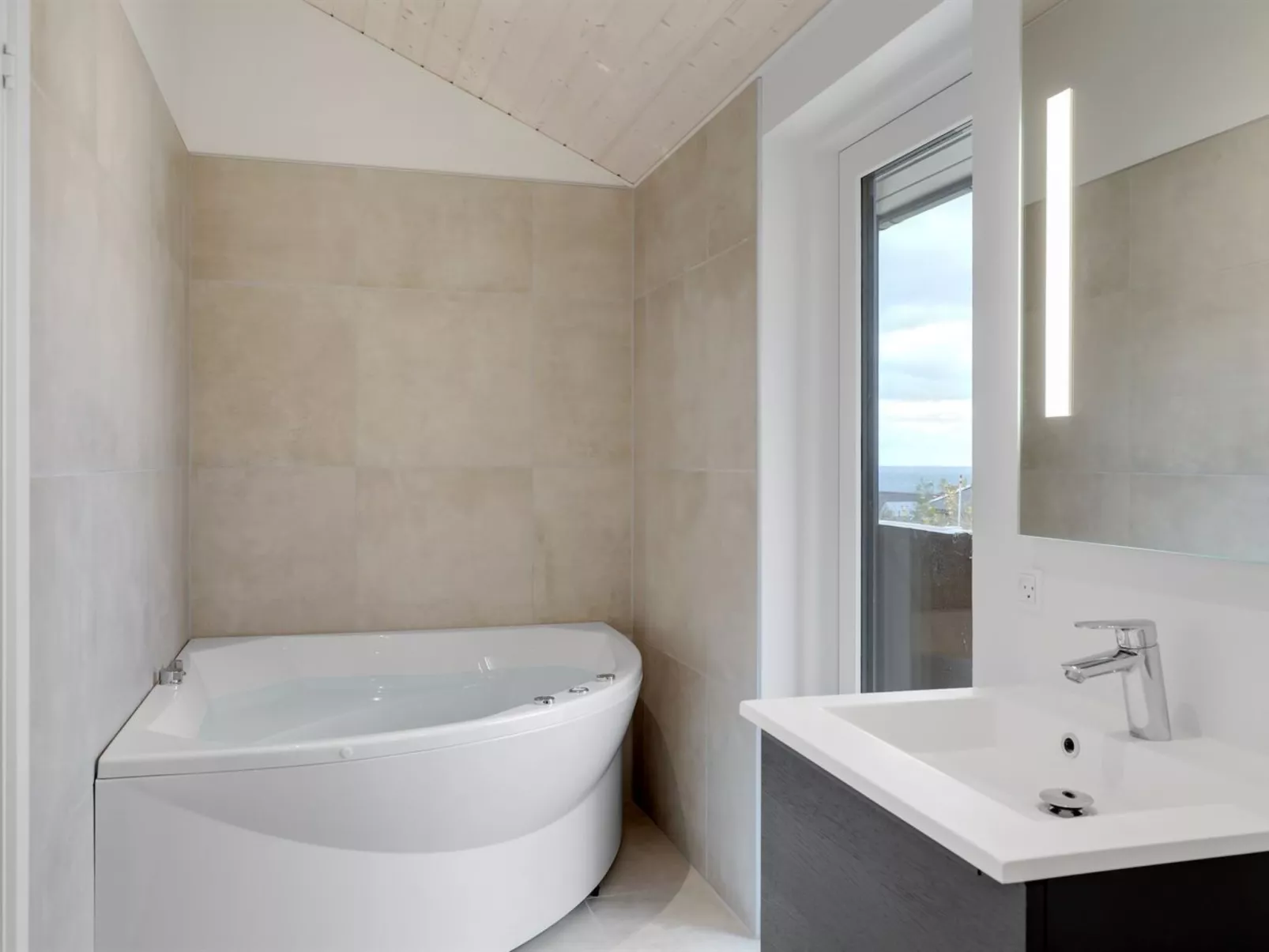 "Maike" - 200m from the sea-Binnen