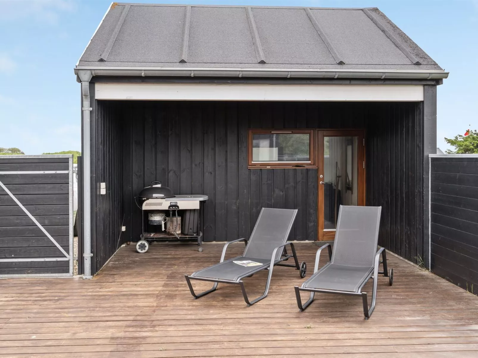 "Elara" - 200m from the sea-Buiten