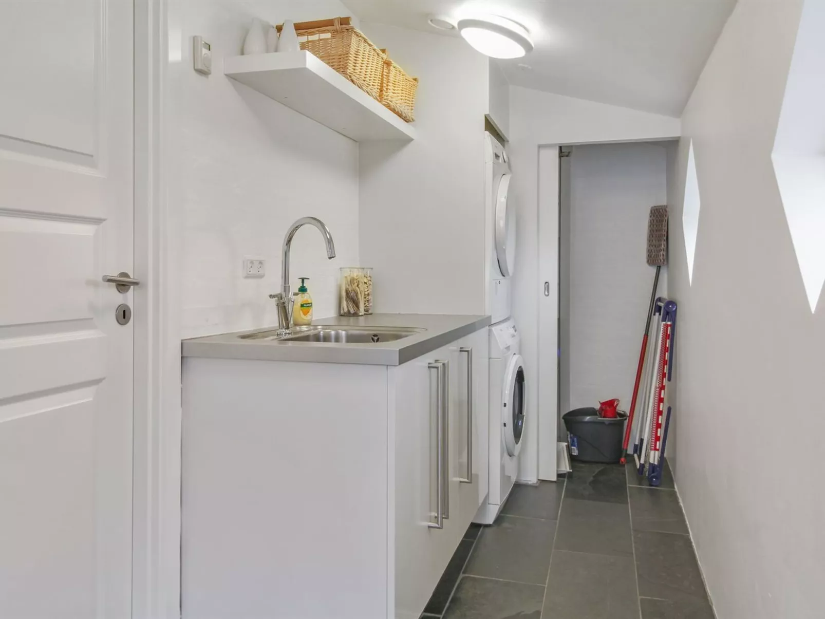 "Pelagija" - 900m from the sea-Binnen