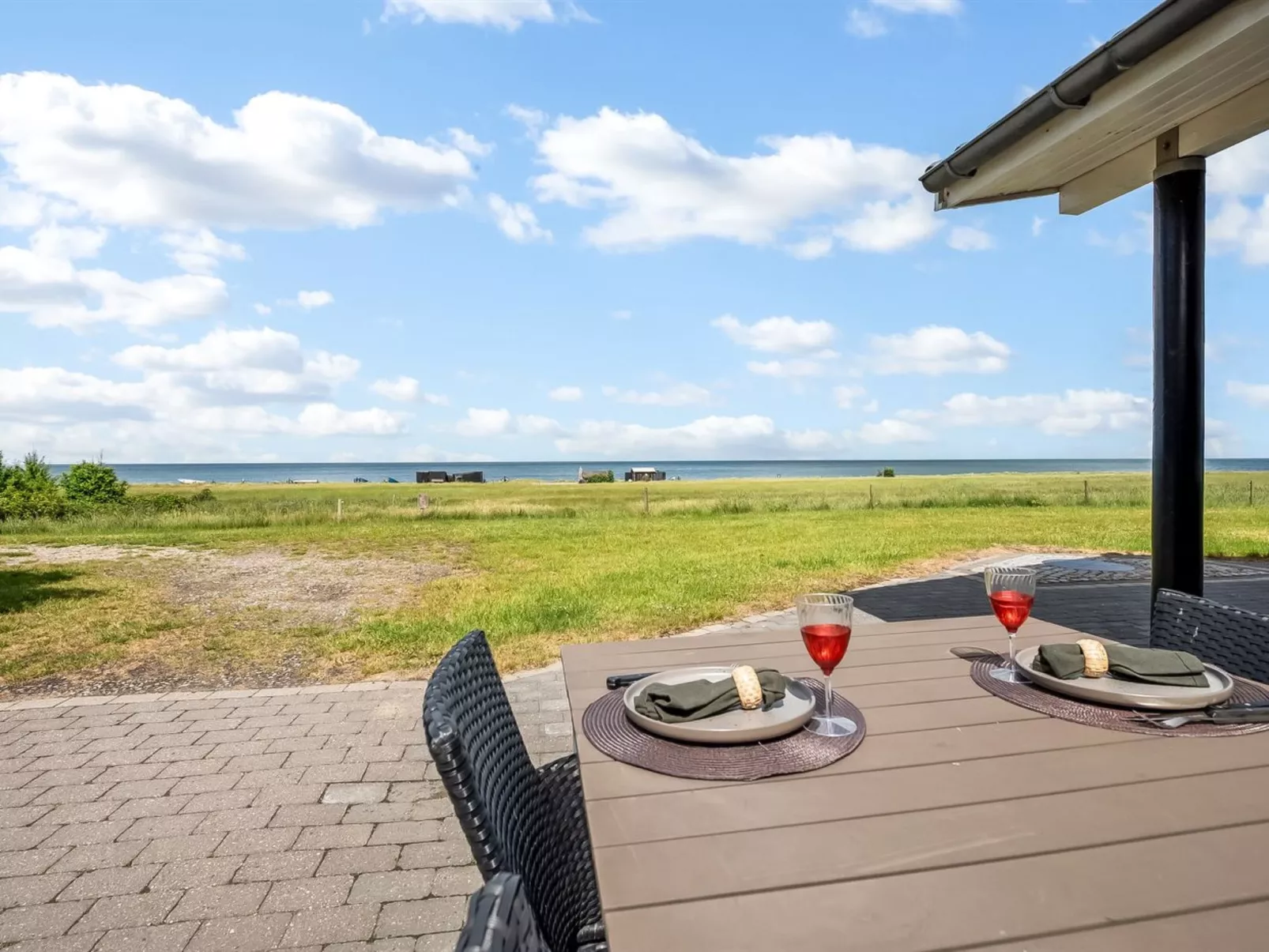 "Thorman" - 75m from the sea-Buiten