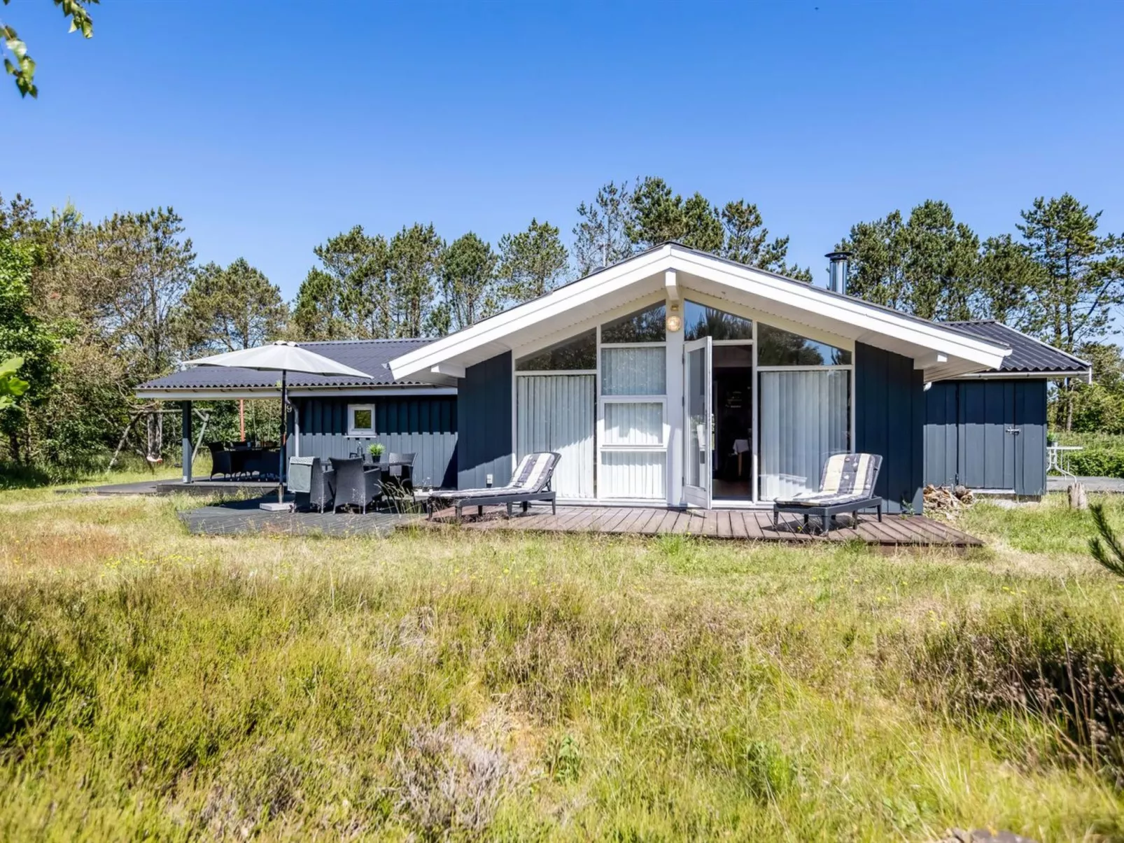 "Ajten" - 150m from the sea-Buiten