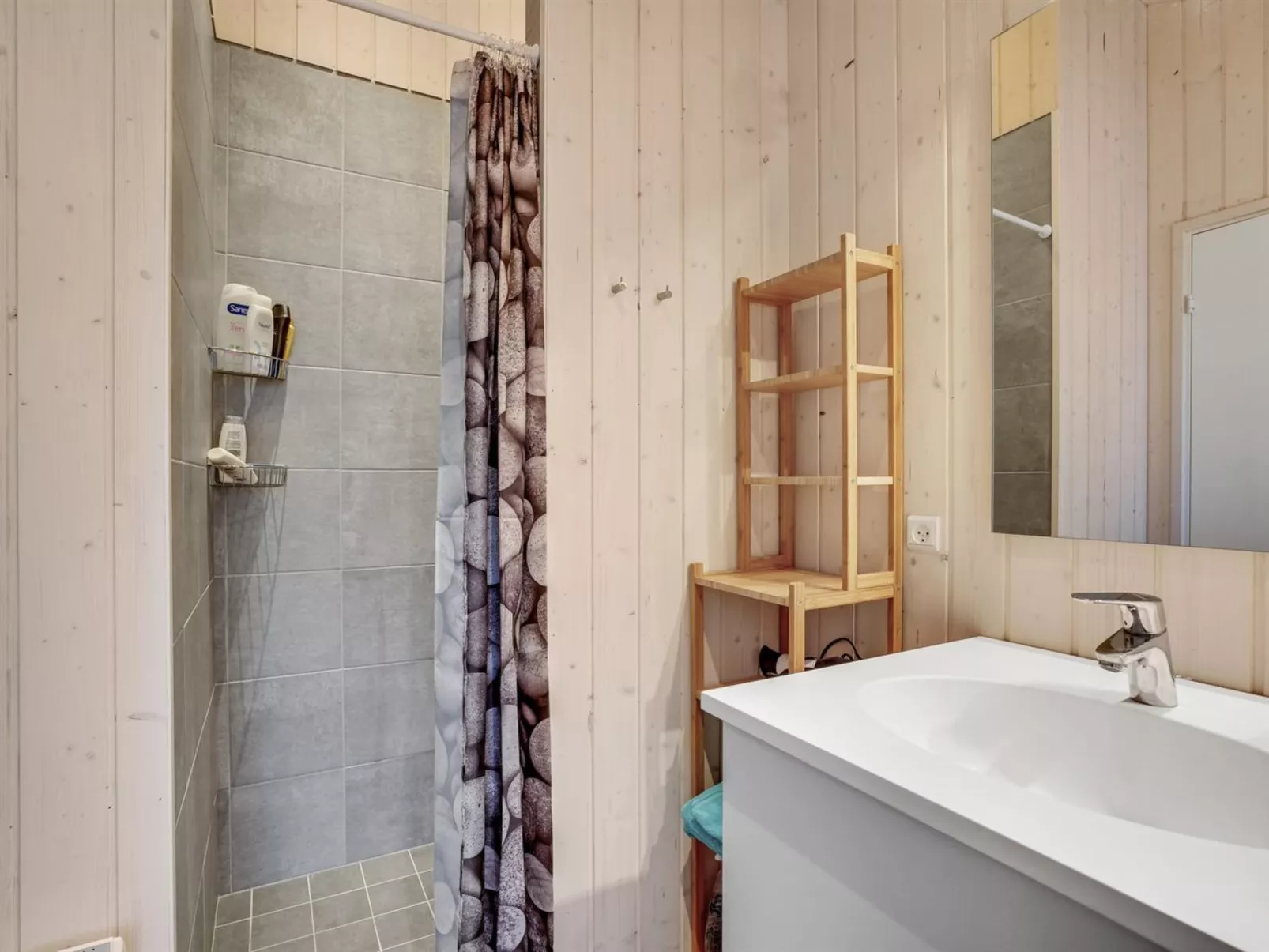 "Doritte" - 125m from the sea-Binnen