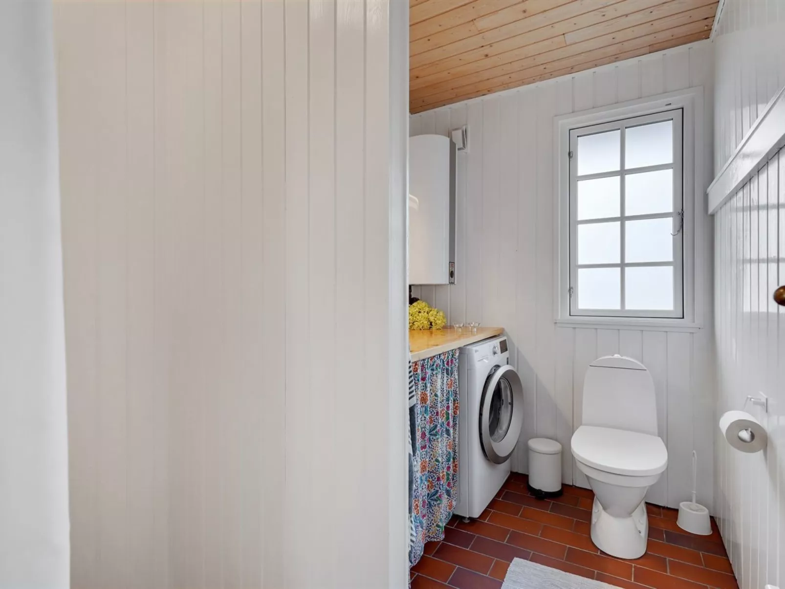 "Aleksi" - 500m from the sea-Binnen