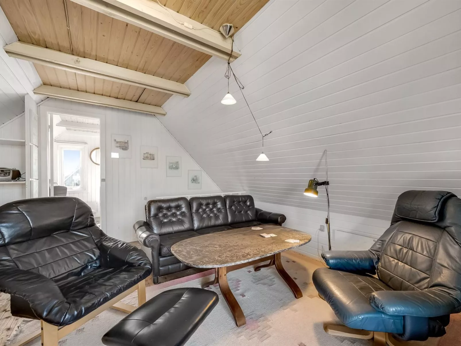 "Iines" - 200m from the sea-Binnen