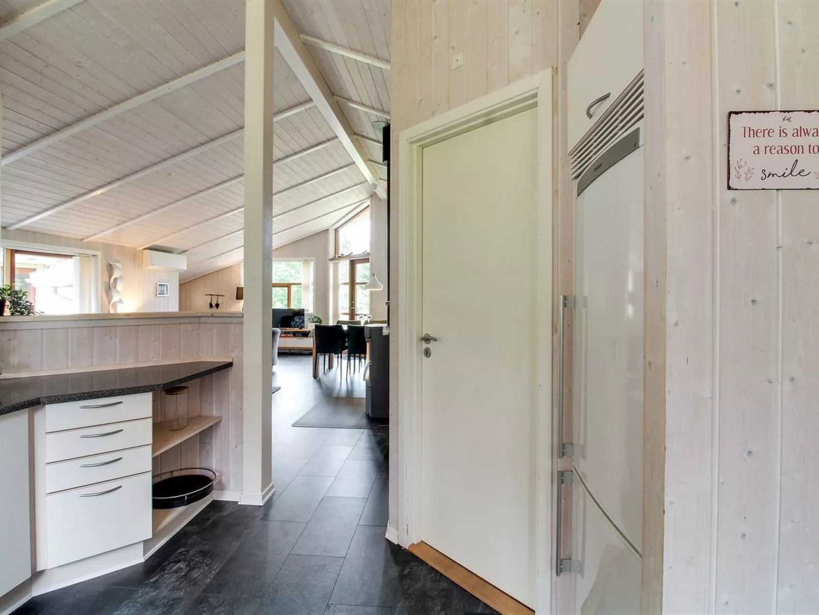 "Arvi" - 30km from the sea-Binnen