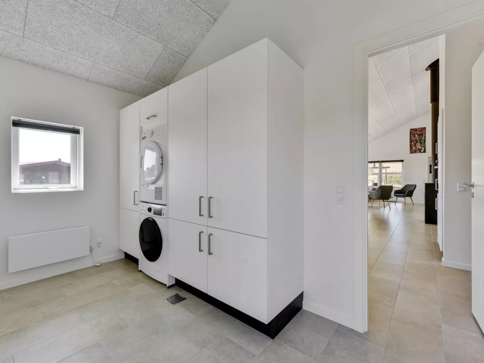 "Karen" - 900m from the sea-Binnen