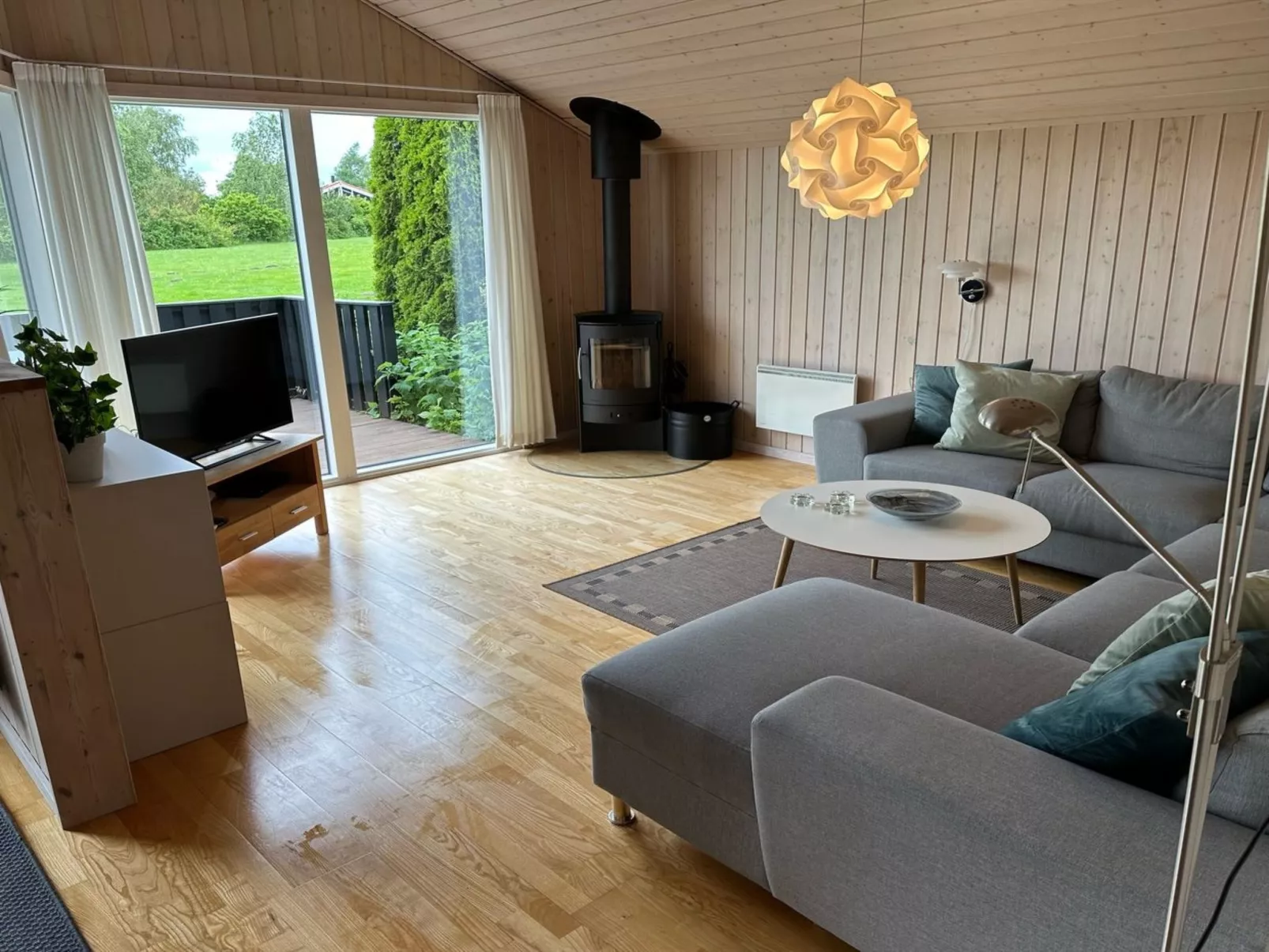 "Florentin" - 1km from the sea-Binnen