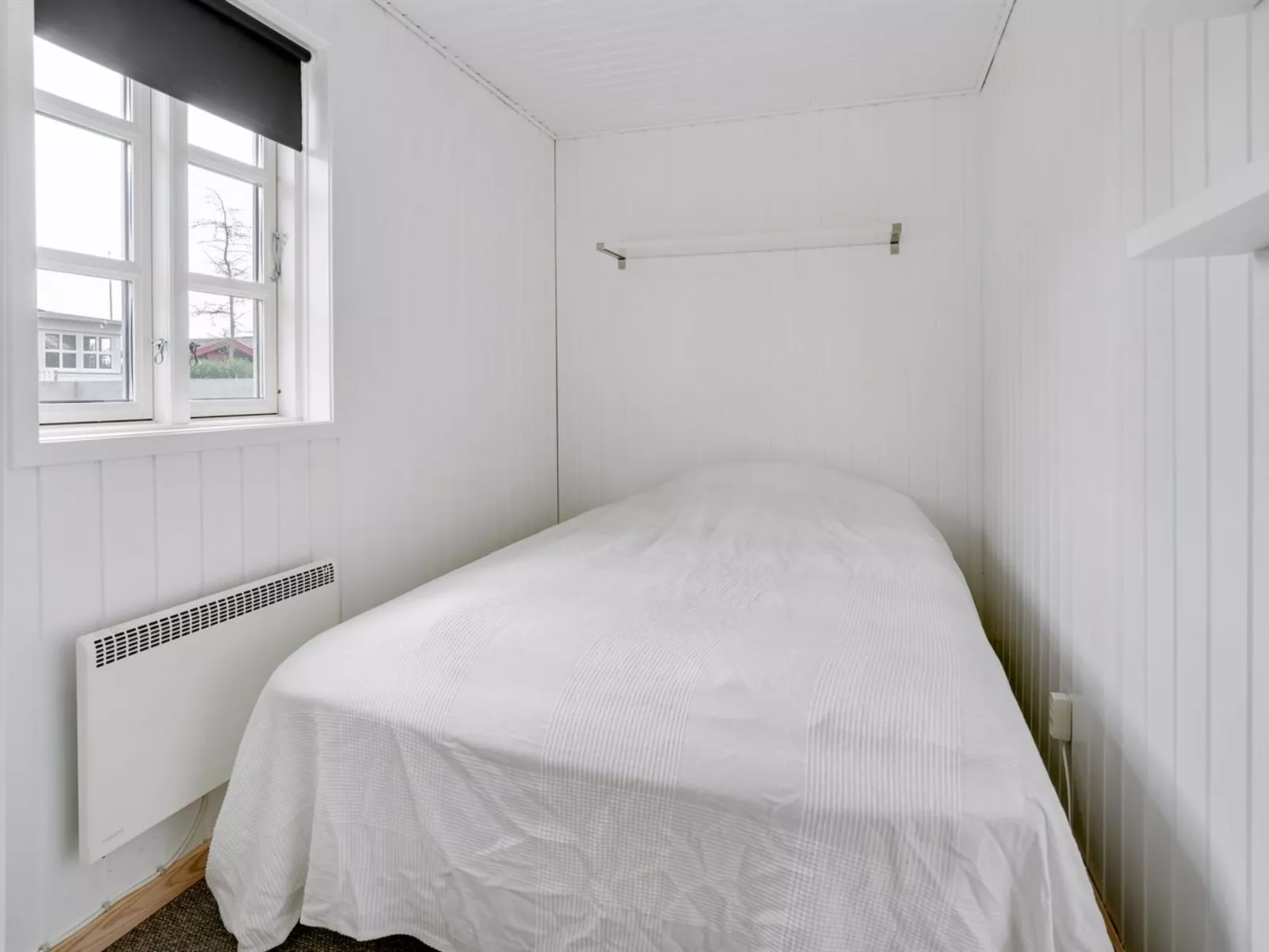 "Gunlef" - 50m from the sea-Binnen