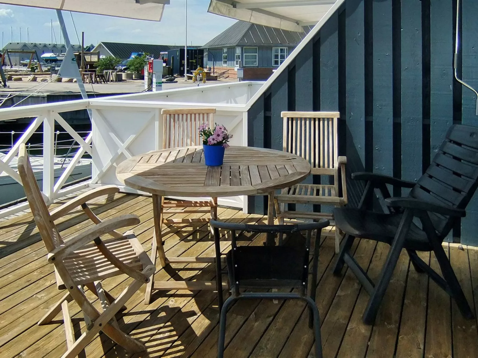 "Knud" - 2m from the sea-Buiten