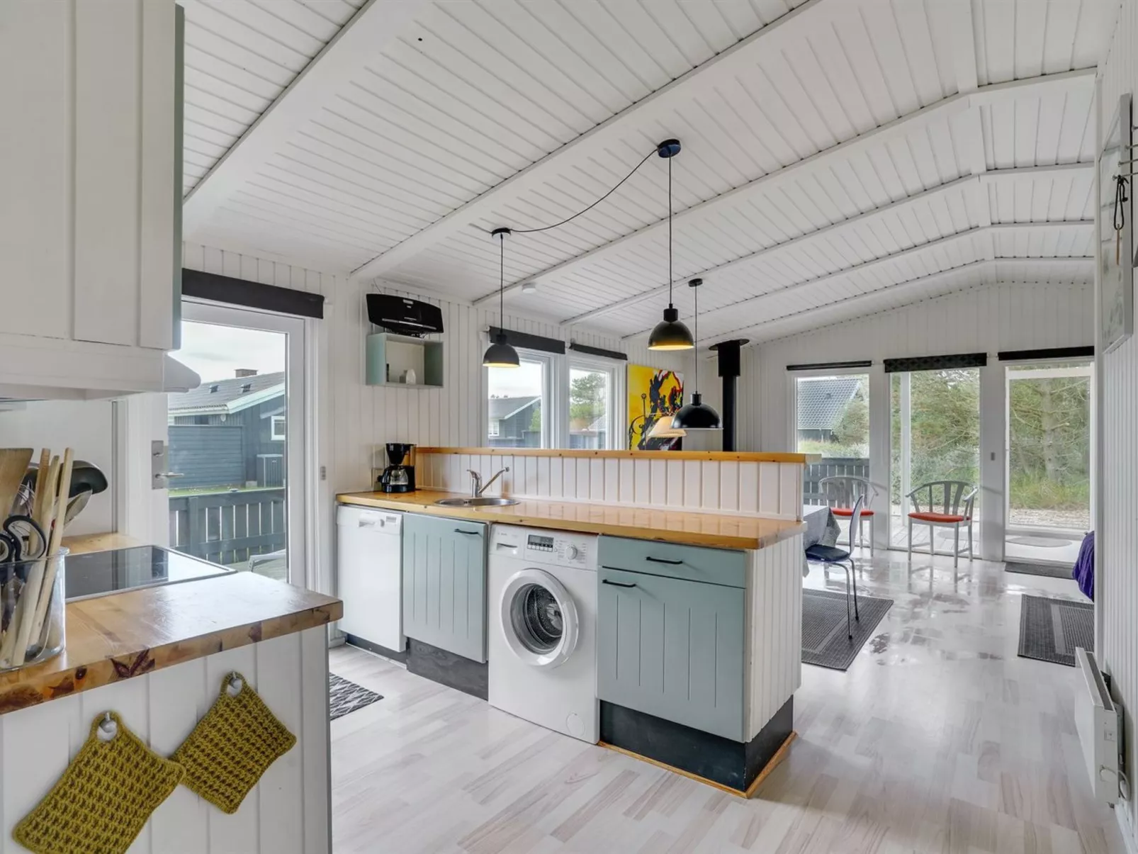 "Mads" - 950m from the sea-Binnen