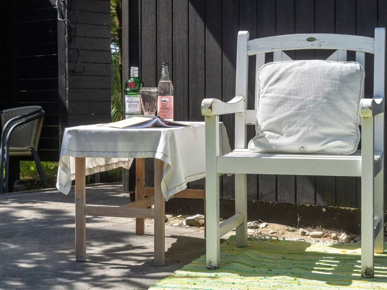 "Freda" - 100m to the fjord-Buiten