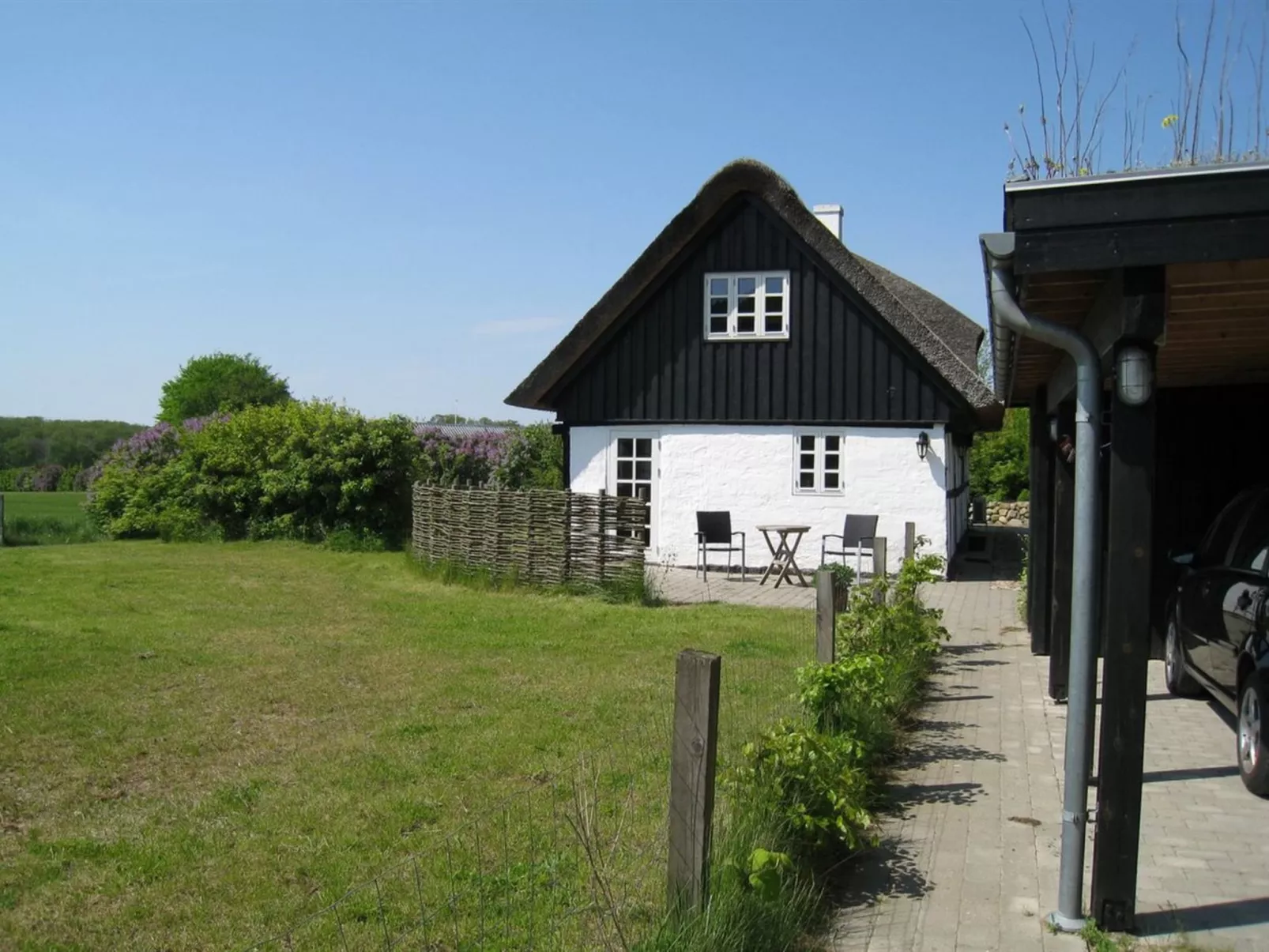 "Eva" - 1.5km to the fjord-Buiten