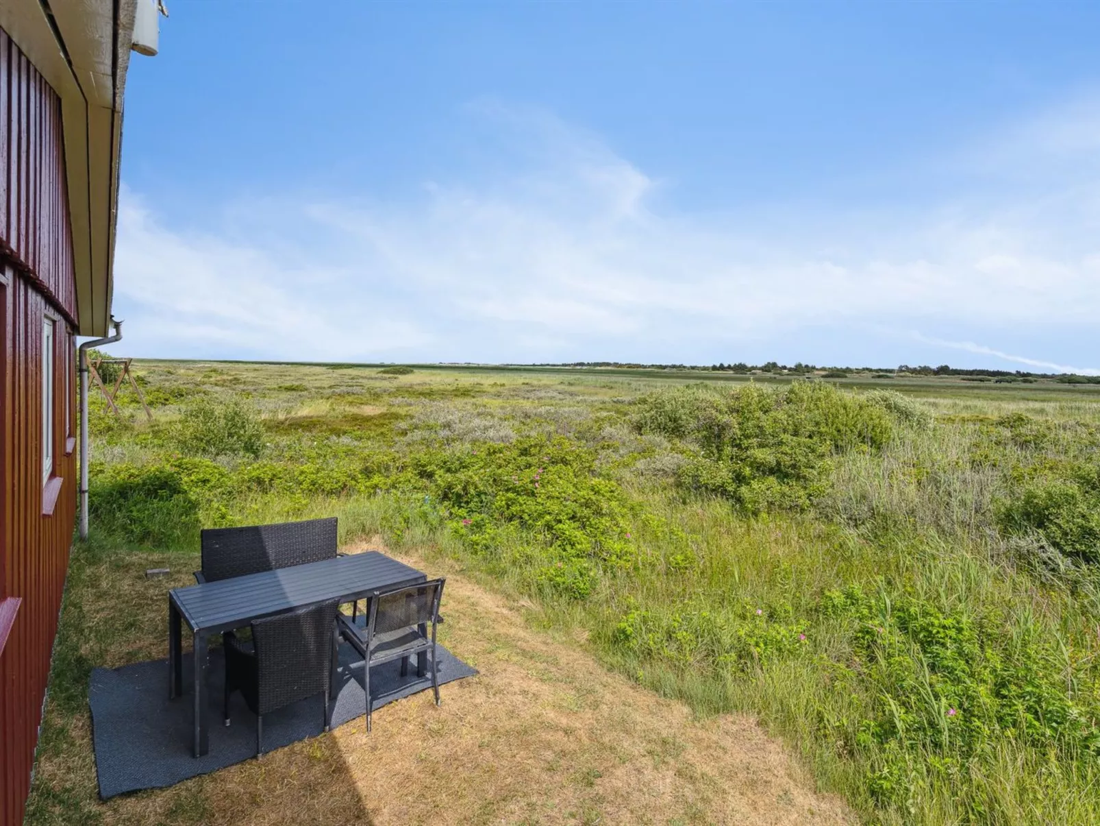 "Fiona" - 800m from the sea-Buiten