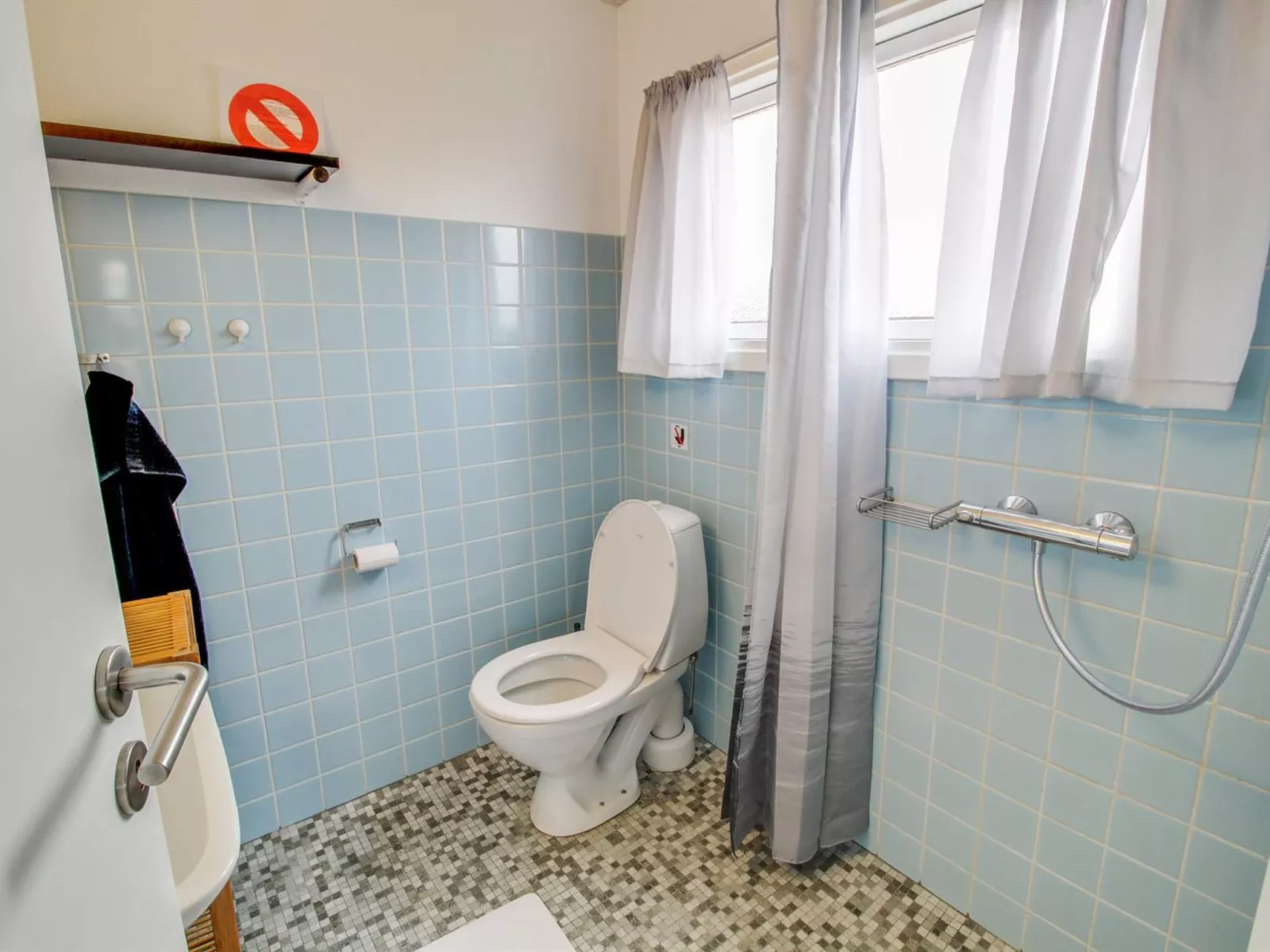 "Terhi" - 200m from the sea-Binnen