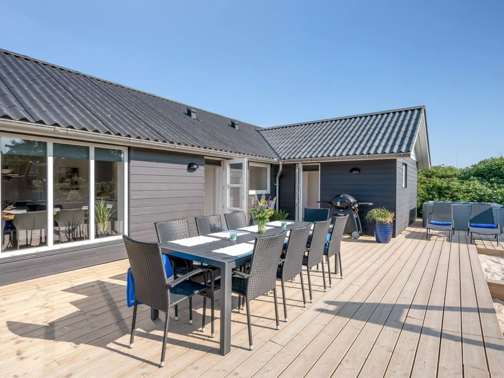 "Hillevi" - 200m from the sea-Buiten