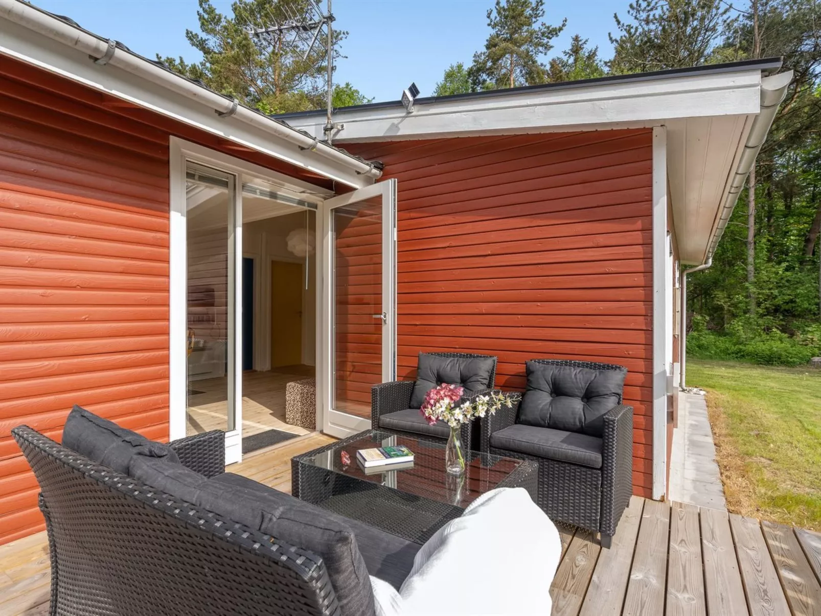 "Mainio" - 800m from the sea-Buiten