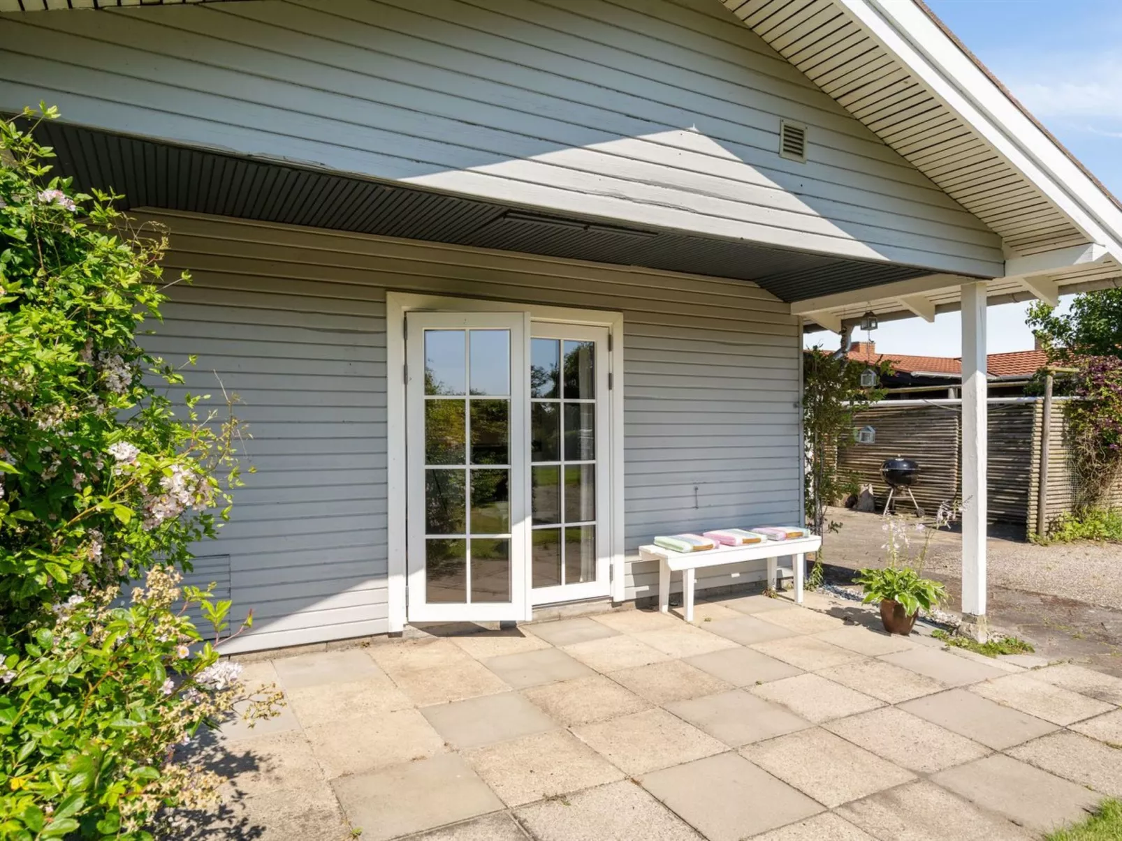 "Thomas" - 120m from the sea-Buiten