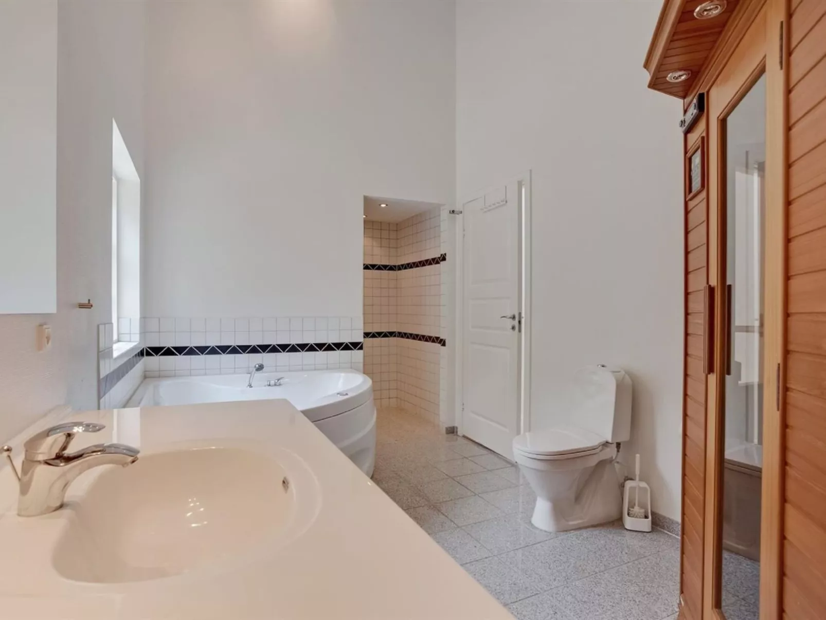 "Beka" - 500m from the sea-Binnen