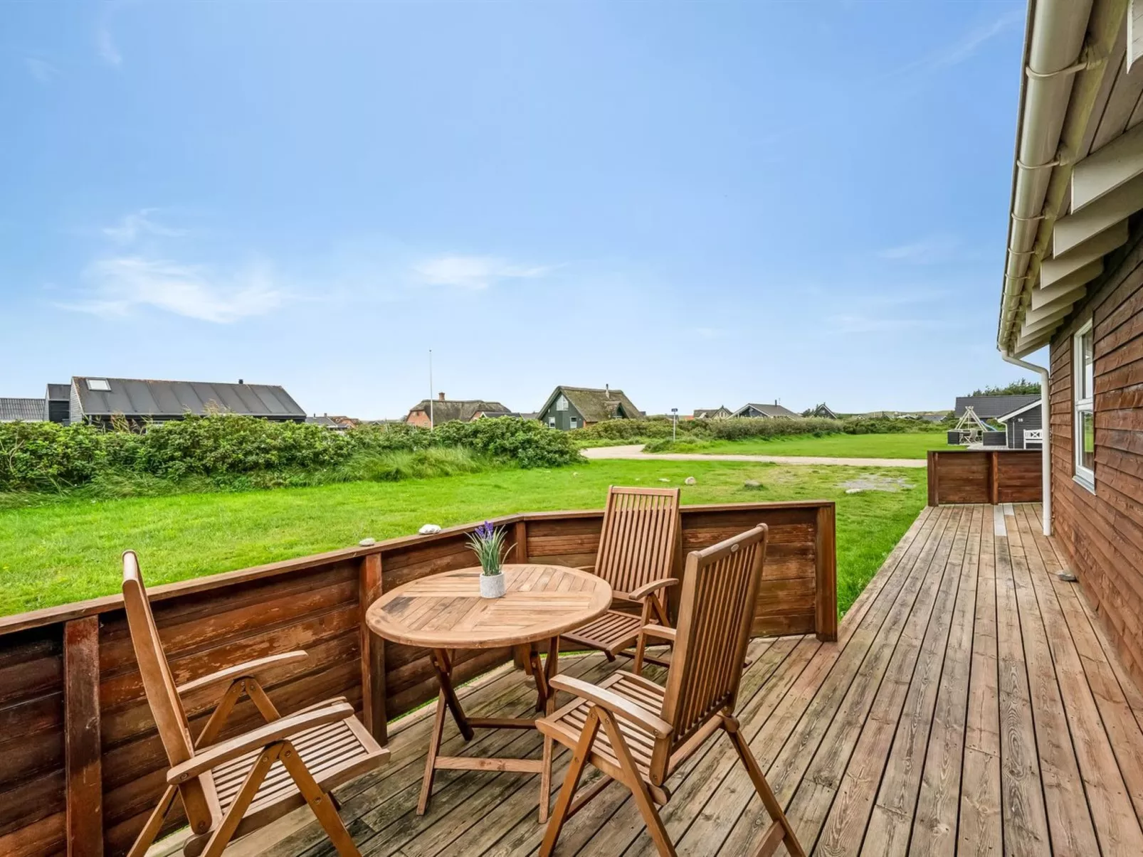 "Erland" - 500m from the sea-Buiten