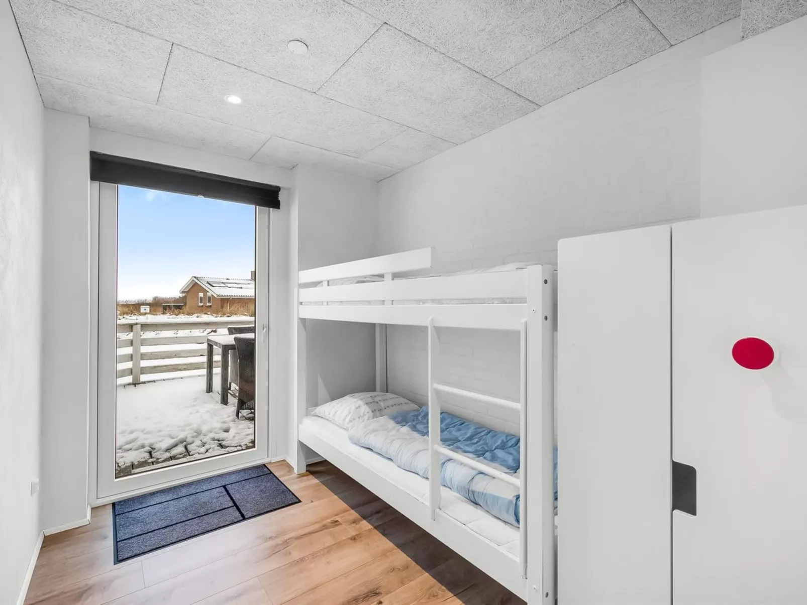 "Sissan" - 900m from the sea-Binnen