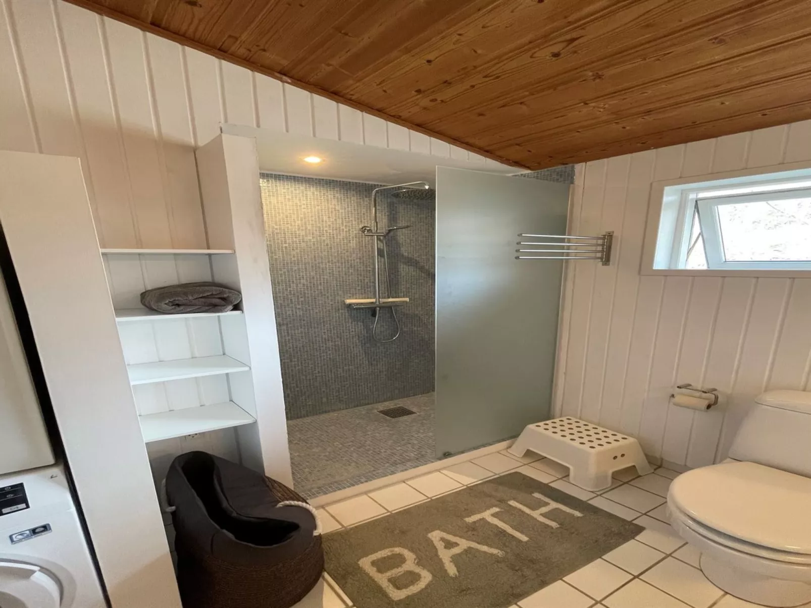 "Lucie" - 1.5km from the sea-Binnen